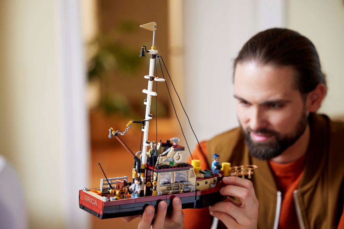 LEGO® 21350 Ideas Szczęki 21350 - zdjęcie 10