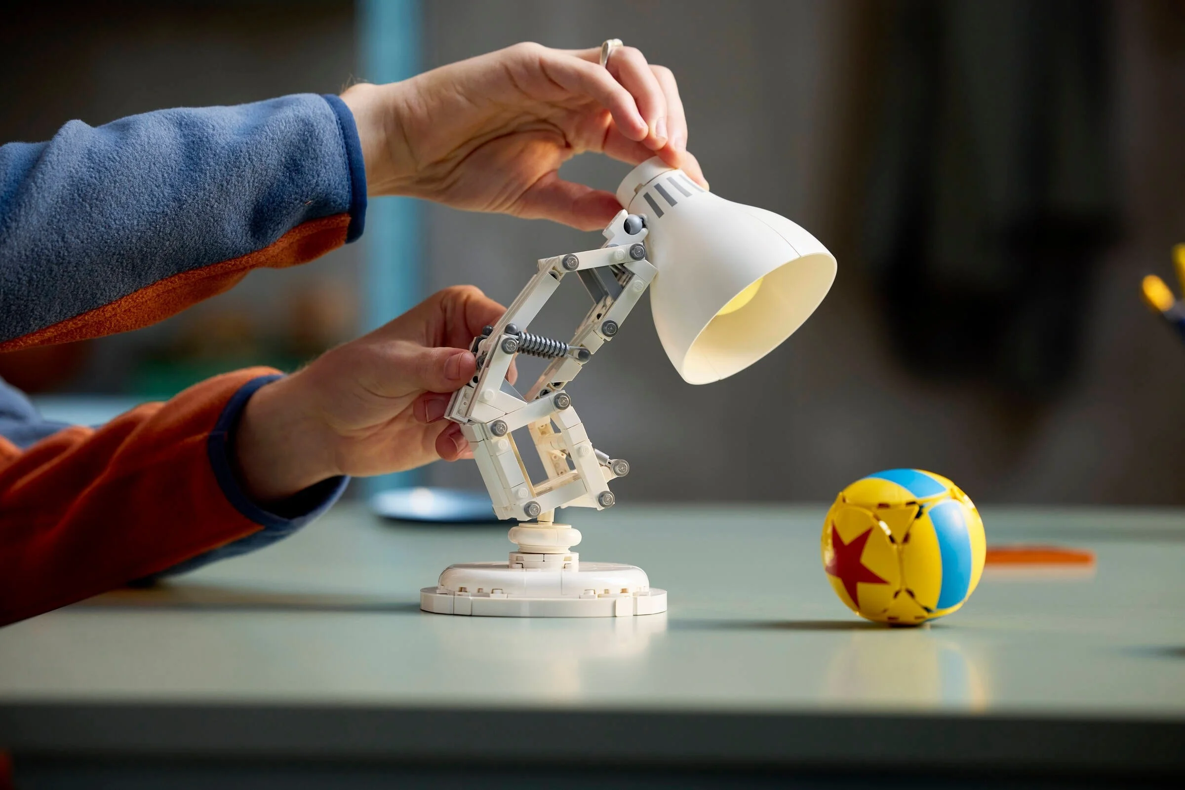 LEGO® 21357 Disney Pixar Luxo Jr. - zdjęcie 6