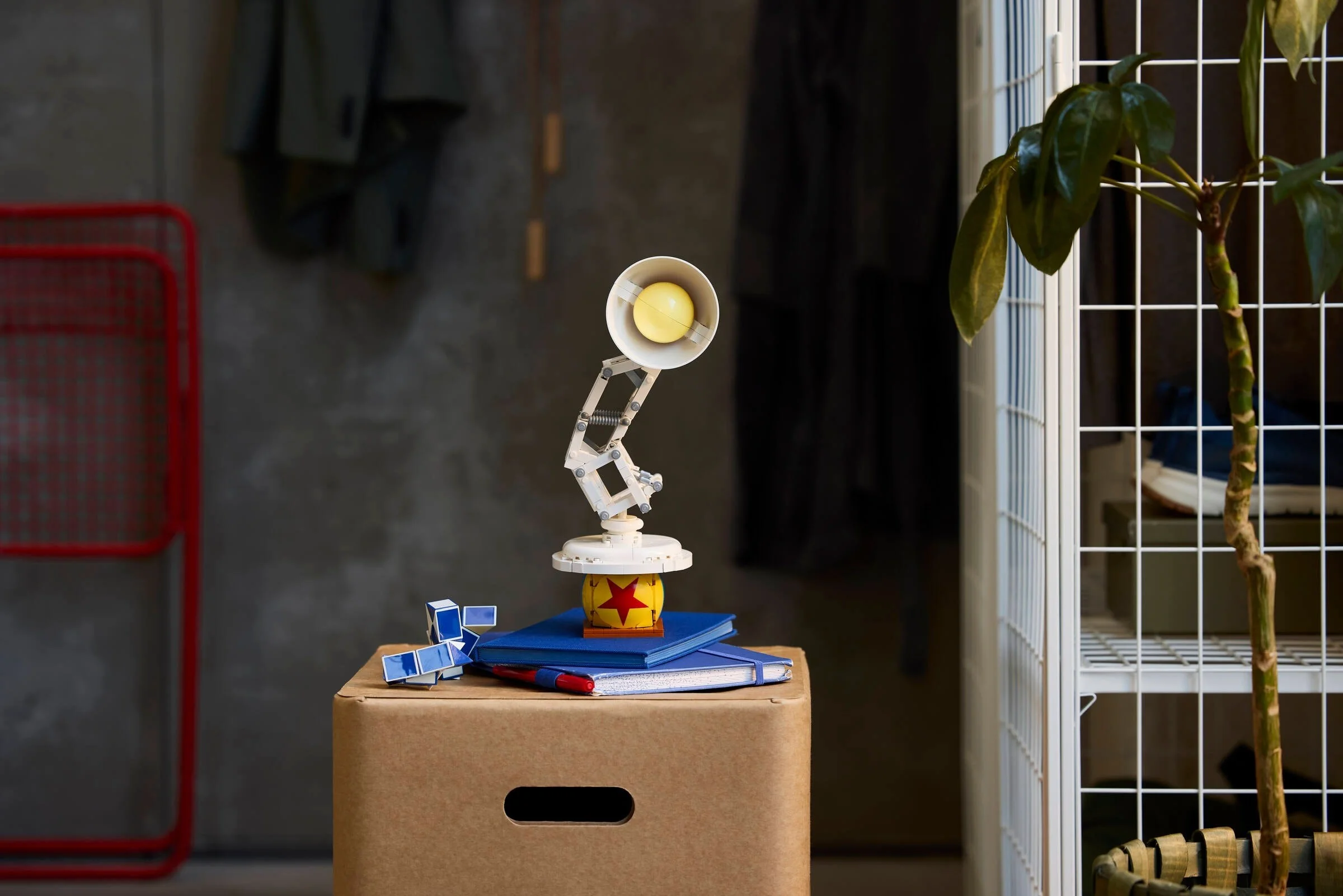 LEGO® 21357 Disney Pixar Luxo Jr. - zdjęcie 9