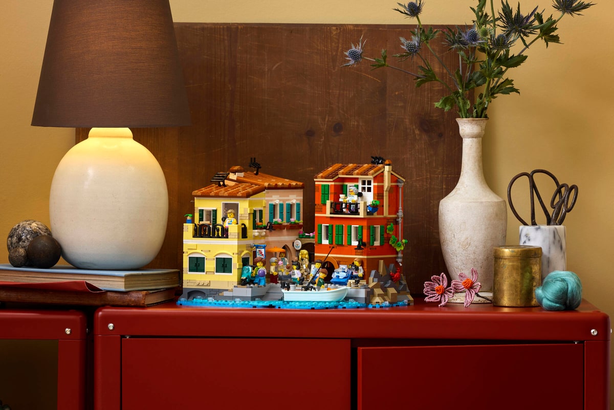 LEGO® 21359 Włoska riwiera - zdjęcie 12