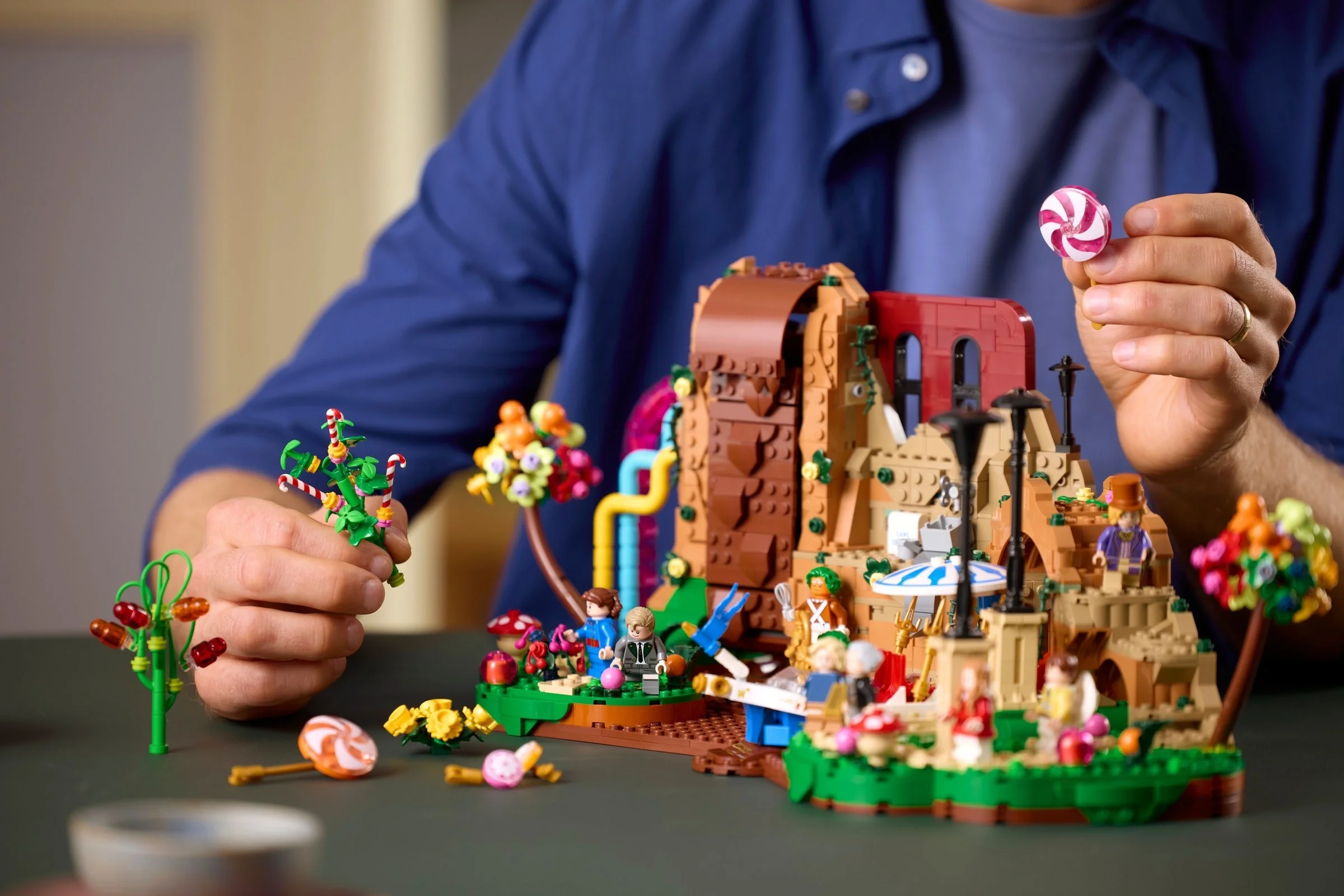 LEGO® 21360 Willy Wonka i fabryka czekolady - zdjęcie 17