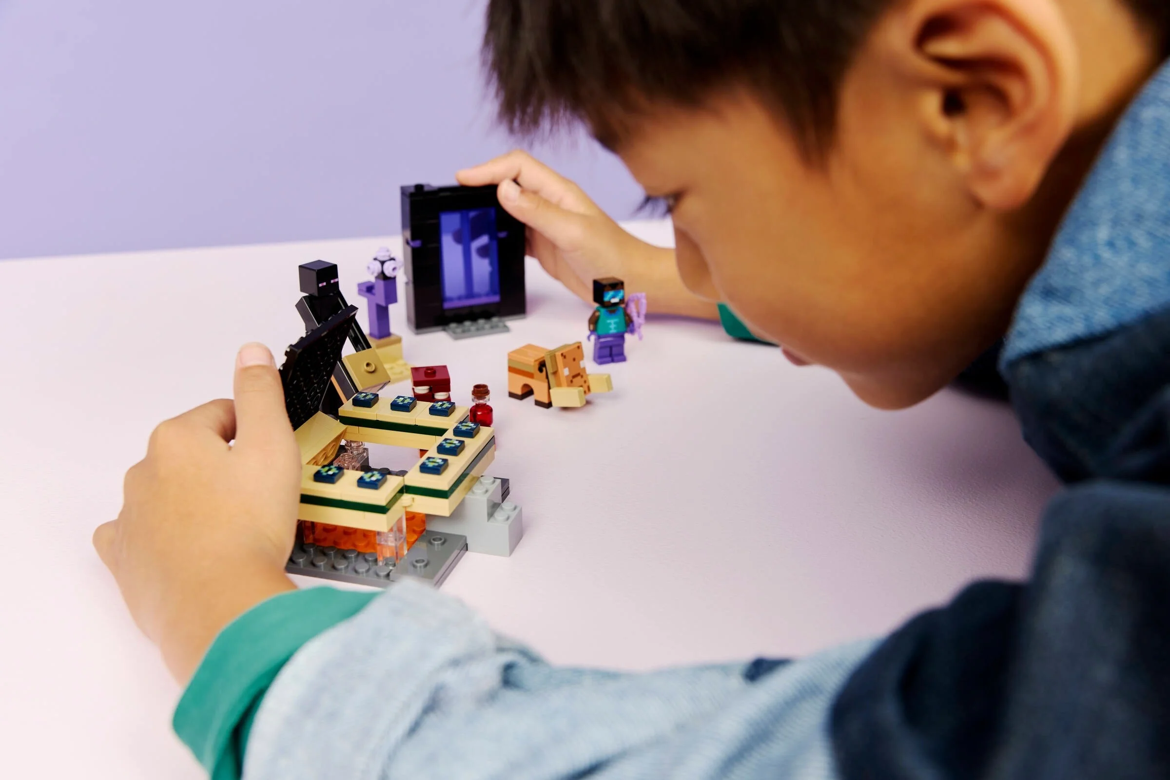 LEGO® 21584 Podróż Przez Portal Netheru i Kresu - zdjęcie 5