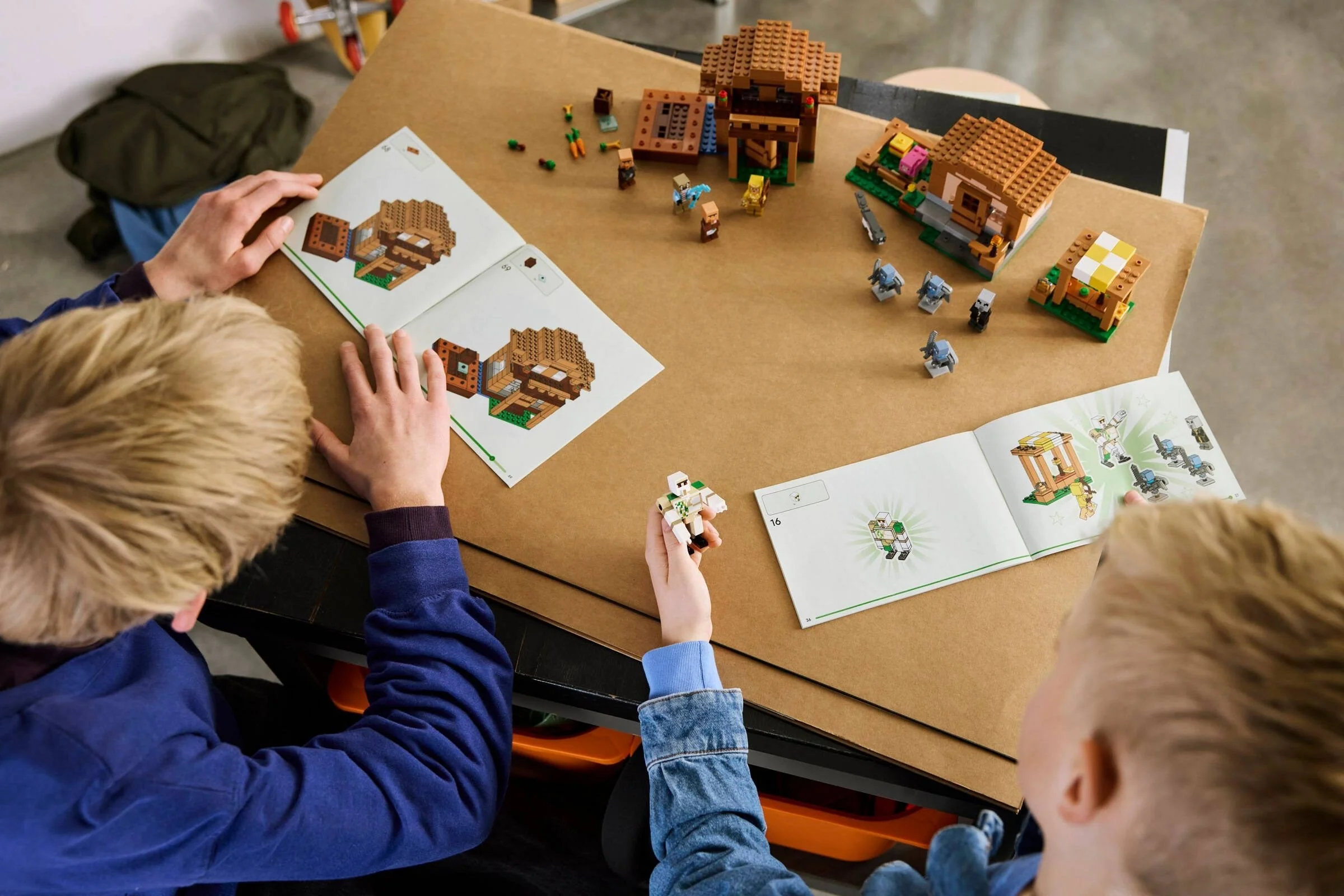LEGO® 21596 Najazd przywoływaczy na wioskę - zdjęcie 13