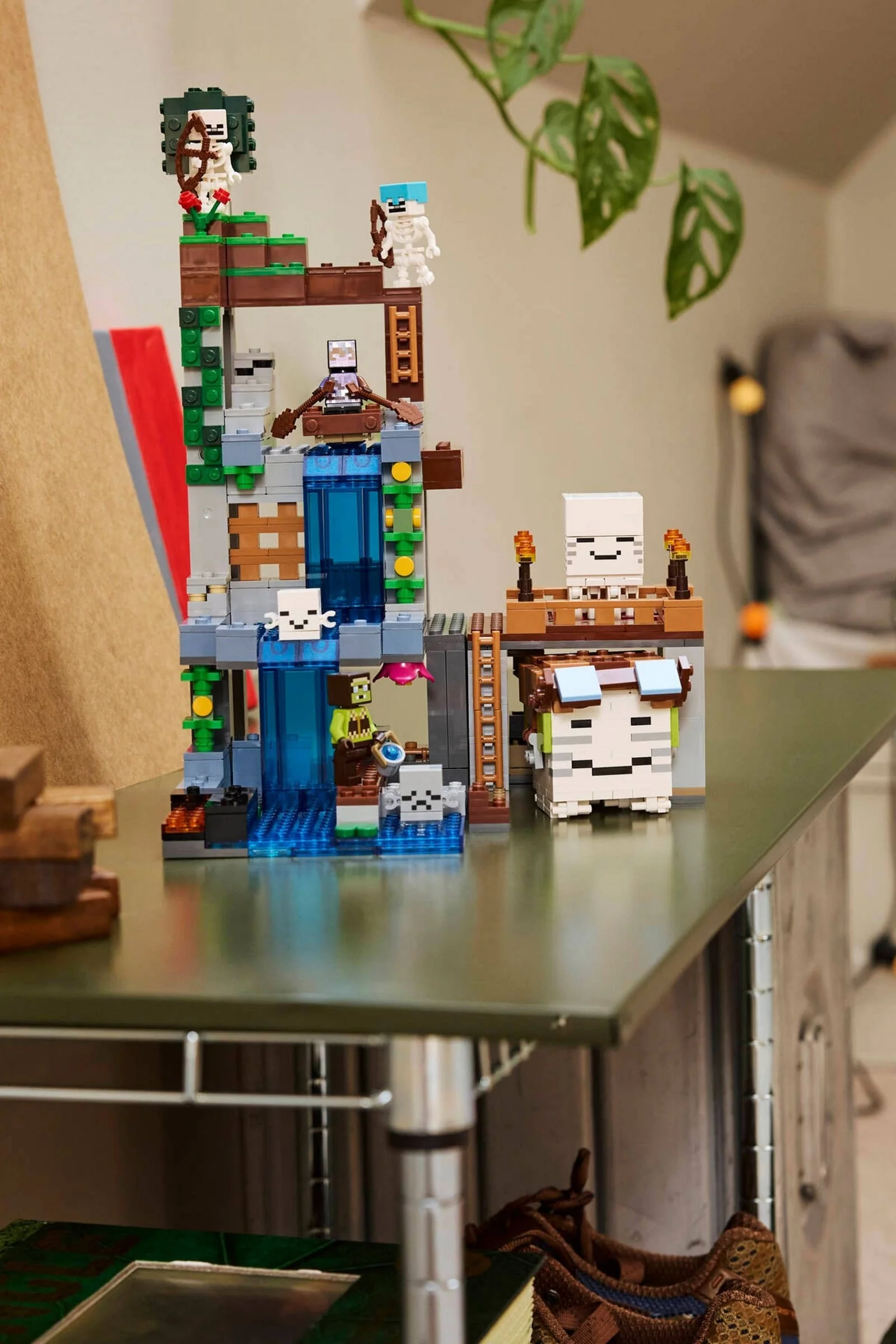 LEGO® 21597 Stacja Ghasta - zdjęcie 11