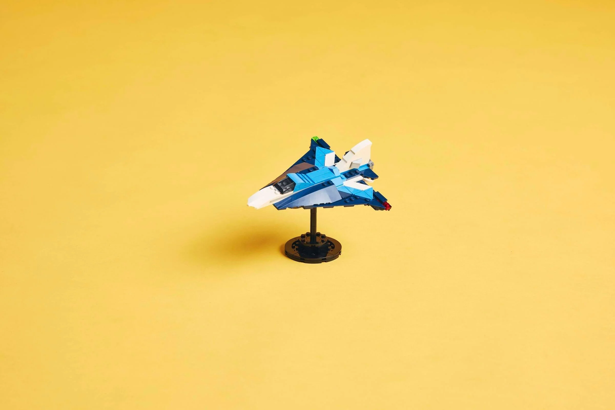 LEGO® 31160 Statek powietrzny: samolot wyścigowy - zdjęcie 10