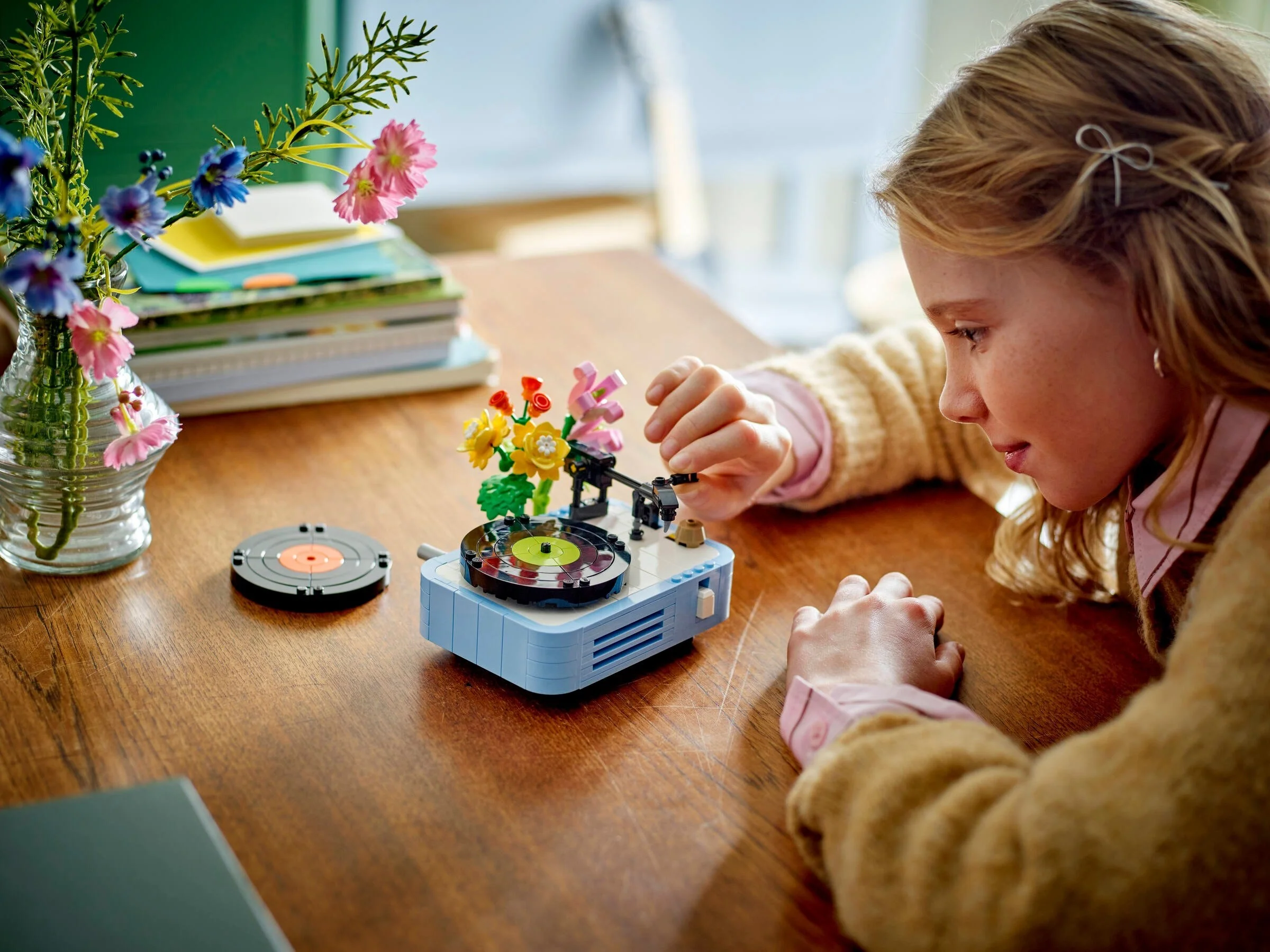 LEGO® 31172 Gramofon z kwiatami - zdjęcie 4