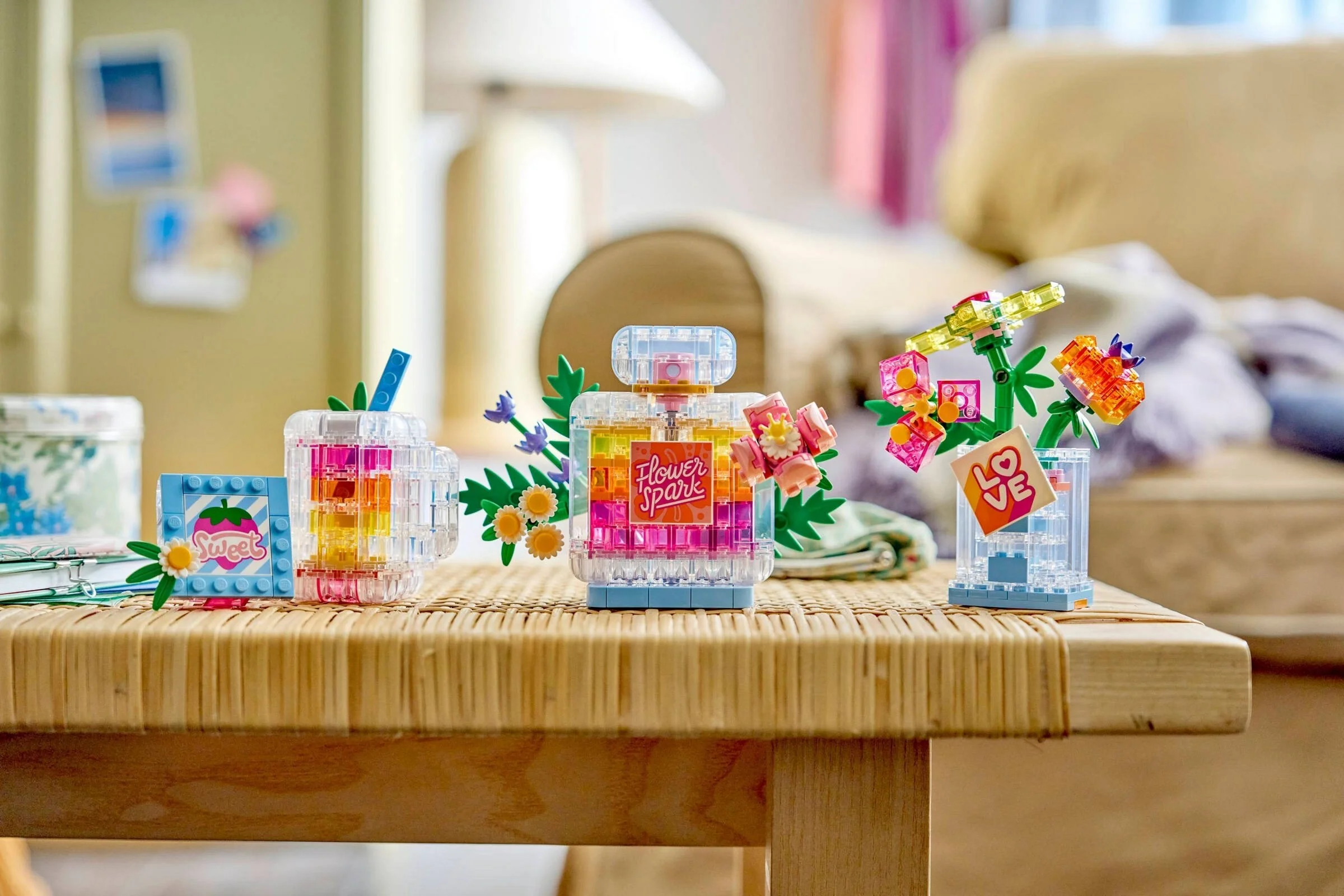 LEGO® 31383 Flakon perfum z kwiatową ozdobą - zdjęcie 16