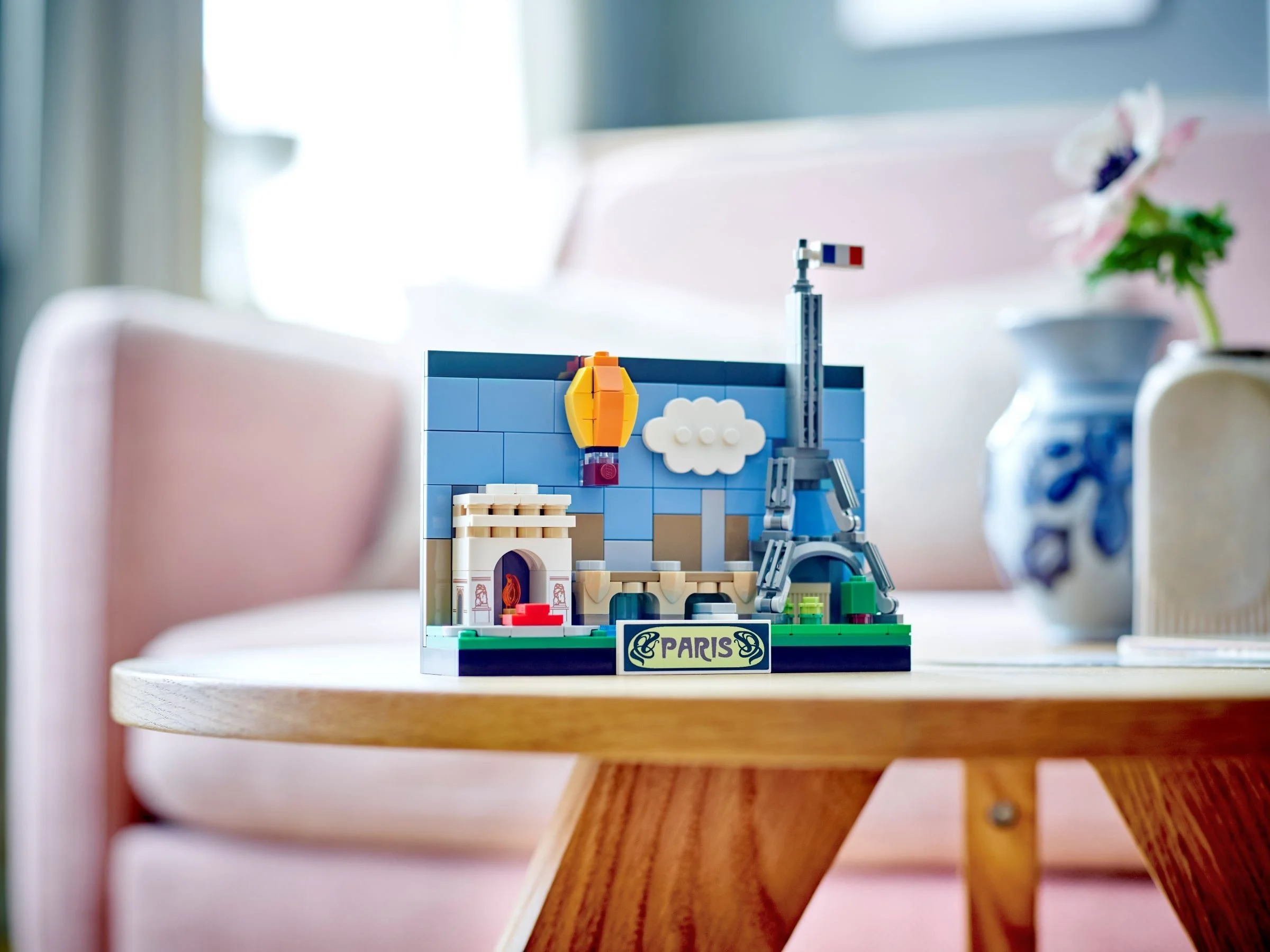 LEGO® 40568 Pocztówka z Paryża - zdjęcie 4
