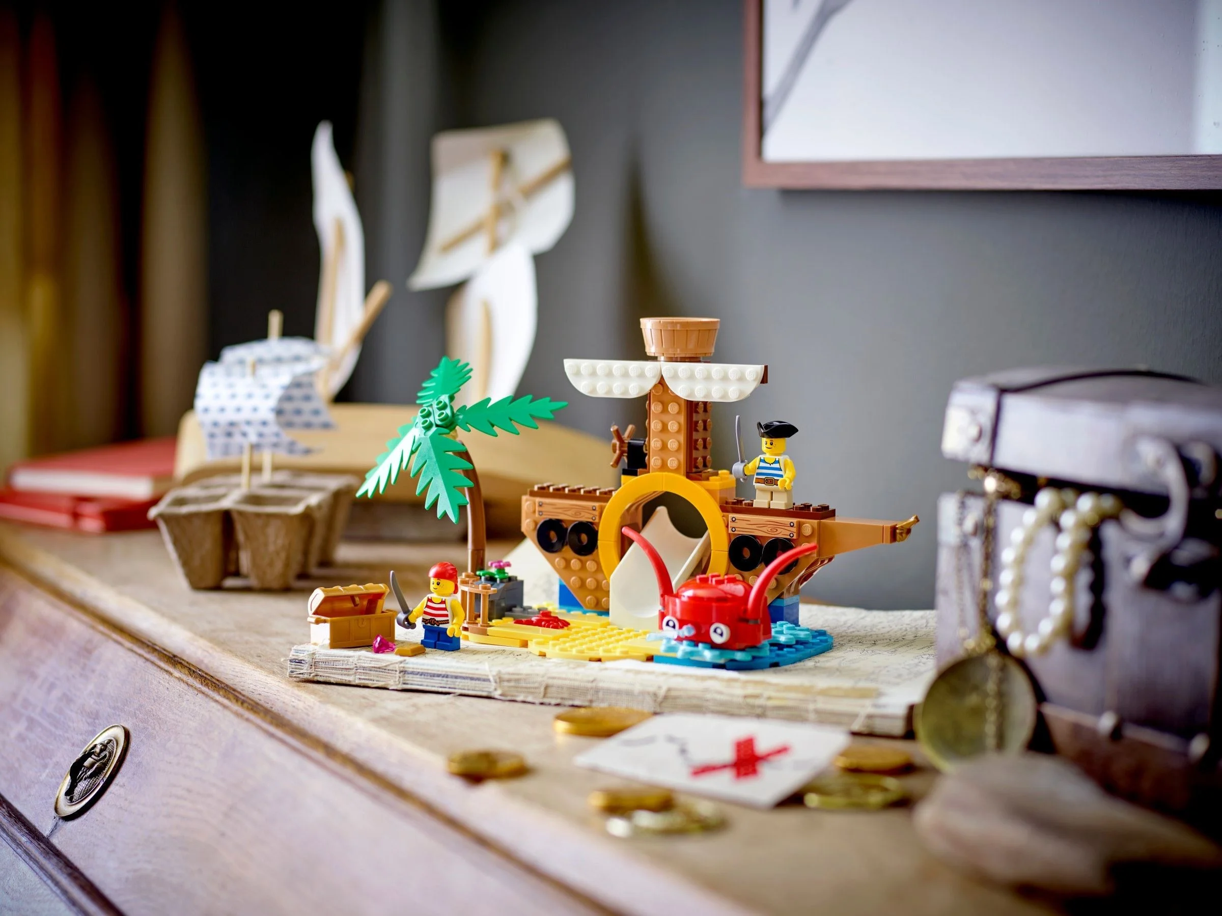 LEGO® 40589 Plac zabaw ze statkiem pirackim - zdjęcie 4