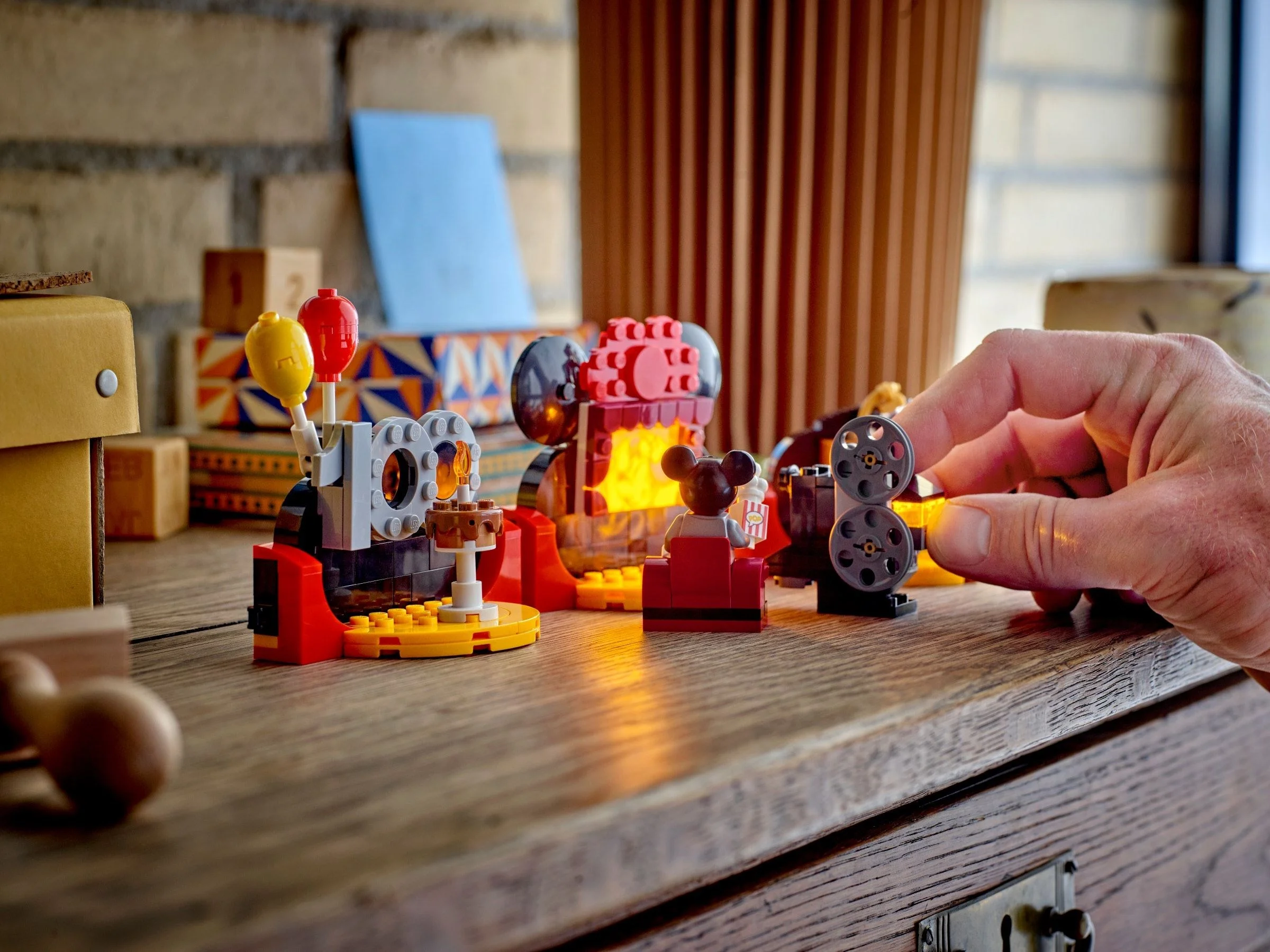 LEGO® 40600 Świętowanie stulecia Disneya - zdjęcie 6