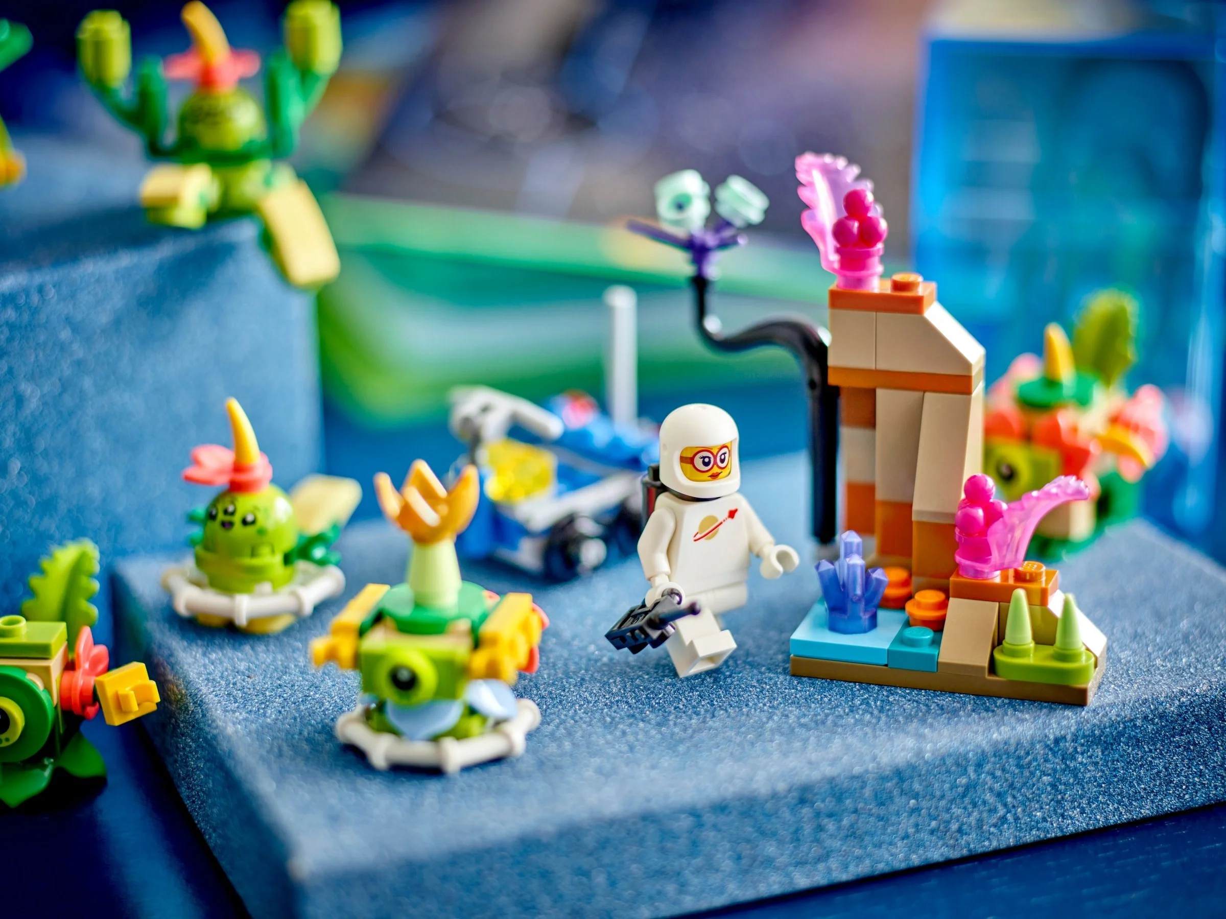 LEGO® 40715 Stadko kosmitów - zdjęcie 5