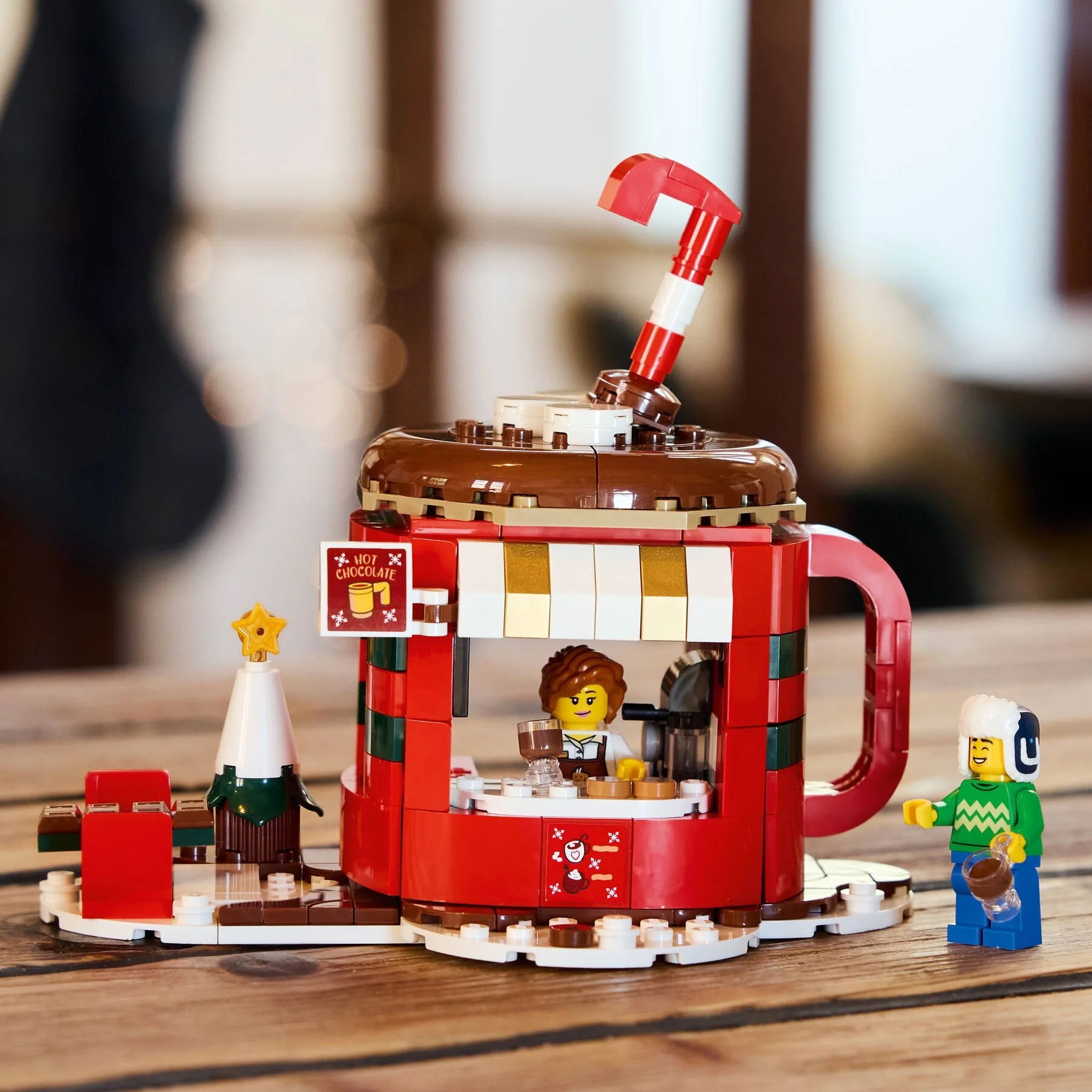 LEGO® 40776 Stoisko z gorącą czekoladą - zdjęcie 7