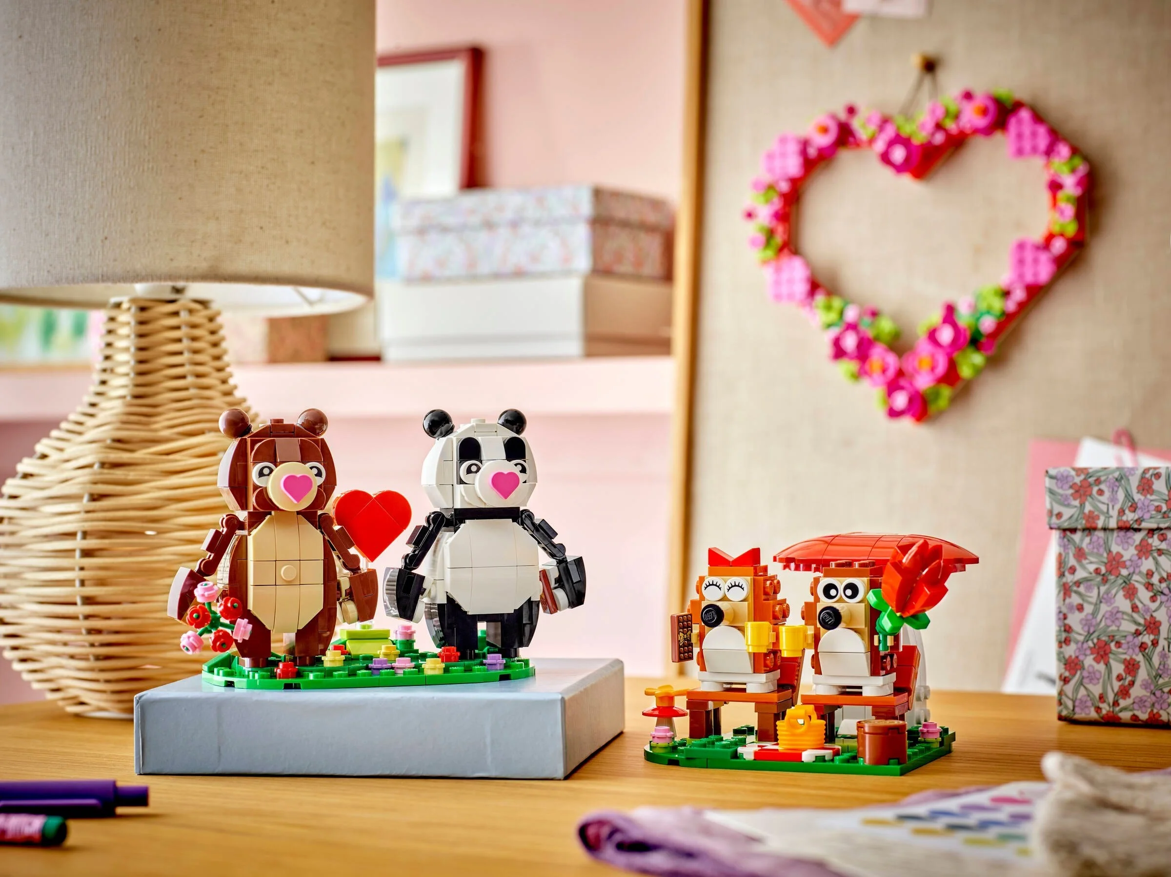LEGO® 40821 Zakochane niedźwiedzie - zdjęcie 9