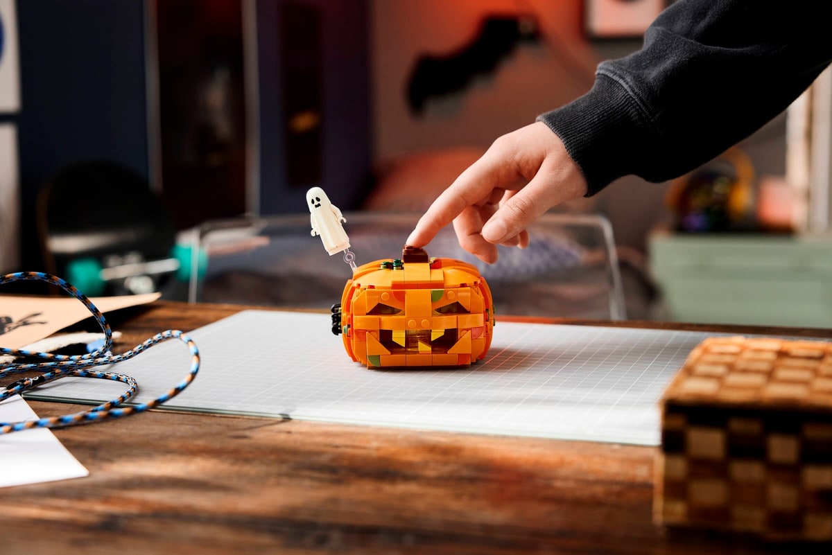 LEGO® 40872 Halloweenowa latarnia z dyni - zdjęcie 5