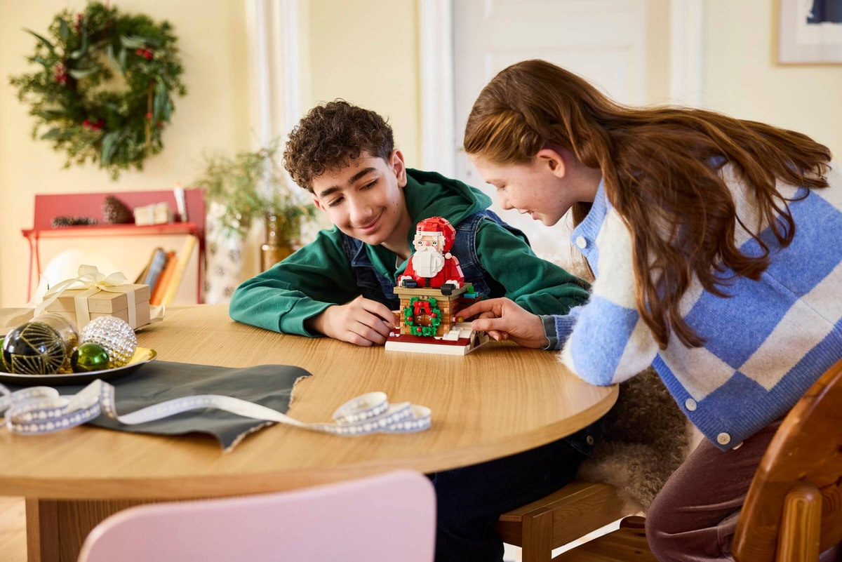 LEGO® 40874 Gwiazdkowe odliczanie ze Świętym Mikołajem kalendarz - zdjęcie 6