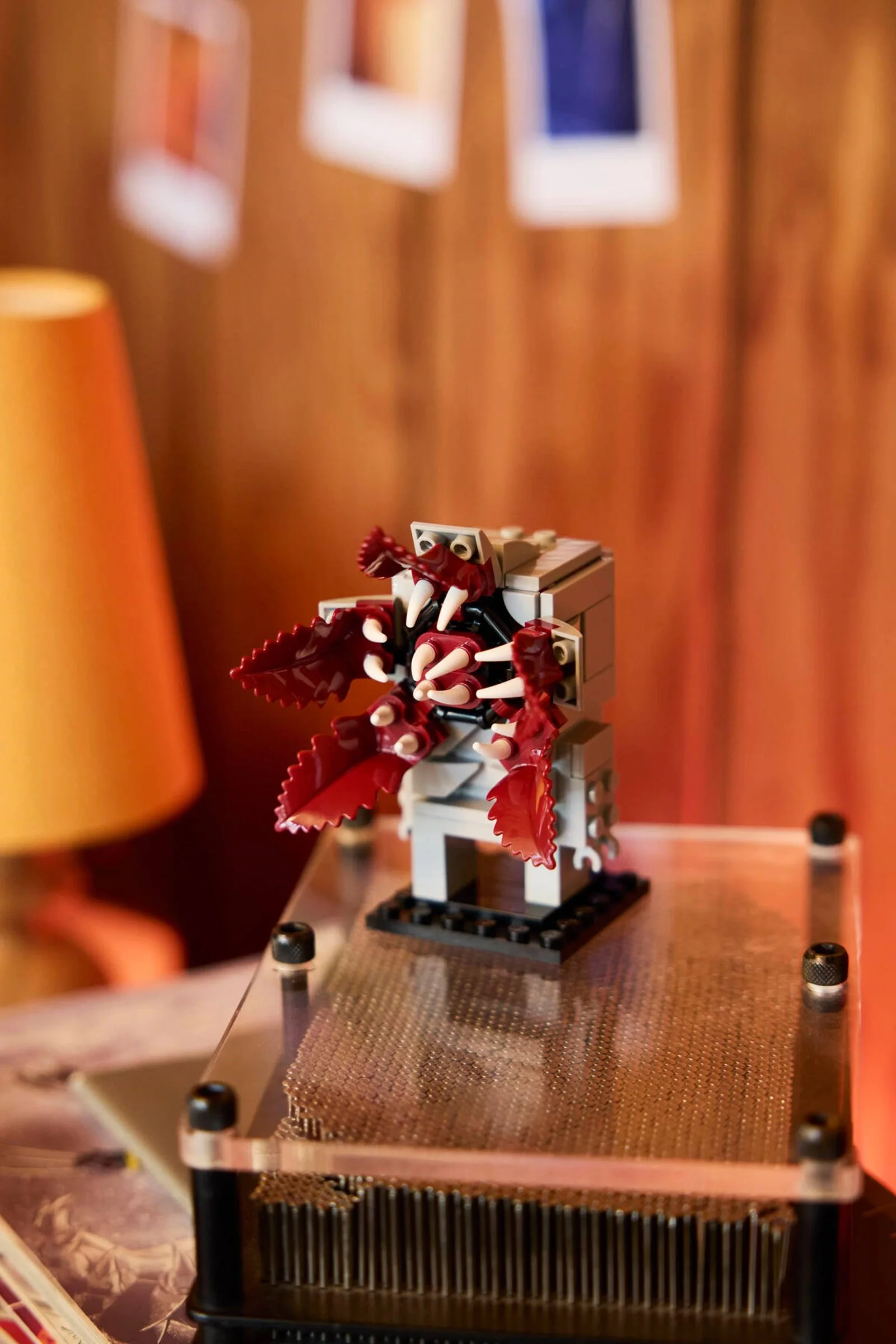 LEGO® 40879 Figurki Jedenastki, Max, Demogorgona i Holly - zdjęcie 27