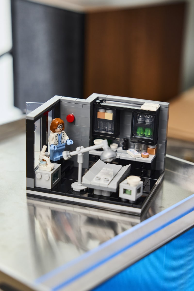 LEGO® 40896 The X-Files Laboratorium Scully - zdjęcie 3
