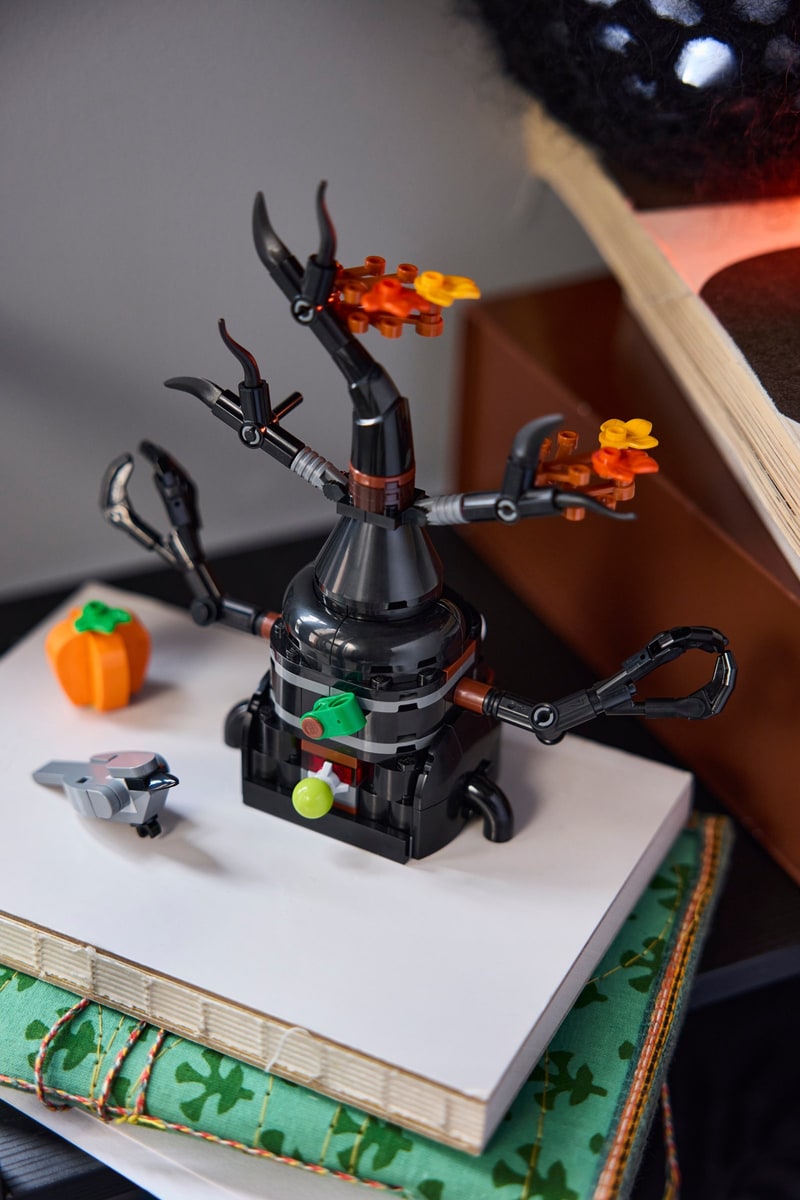 LEGO® 40900 Straszne Nawiedzone Drzewo Lego - zdjęcie 6