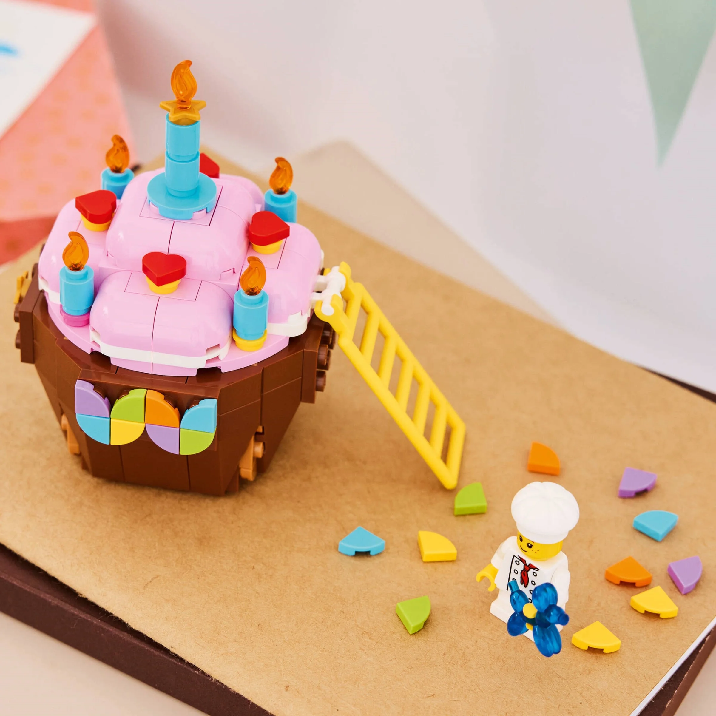 LEGO® 40905 Birthday Cupcake - zdjęcie 15