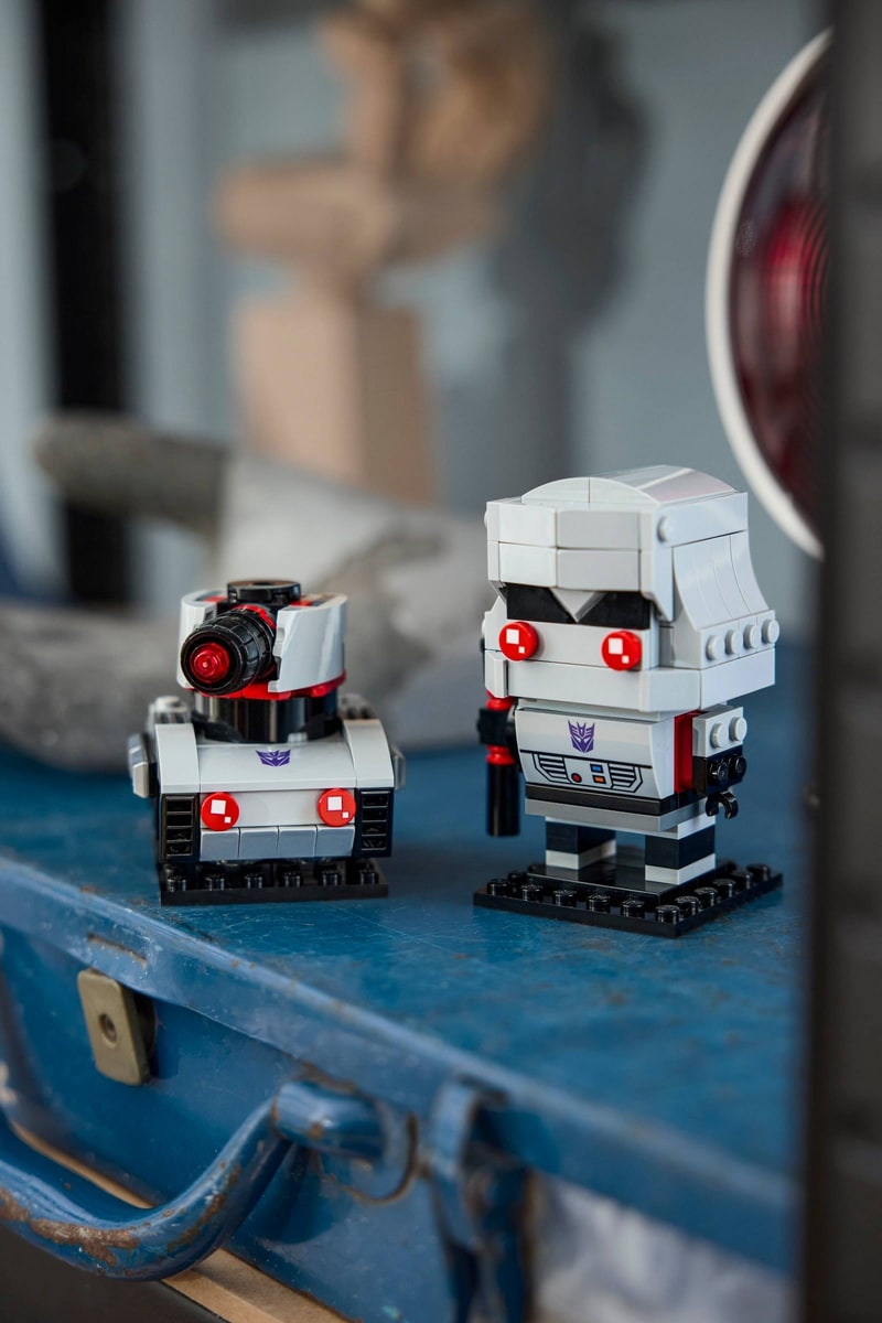 LEGO® 40924 Megatron jako robot i pojazd - zdjęcie 17