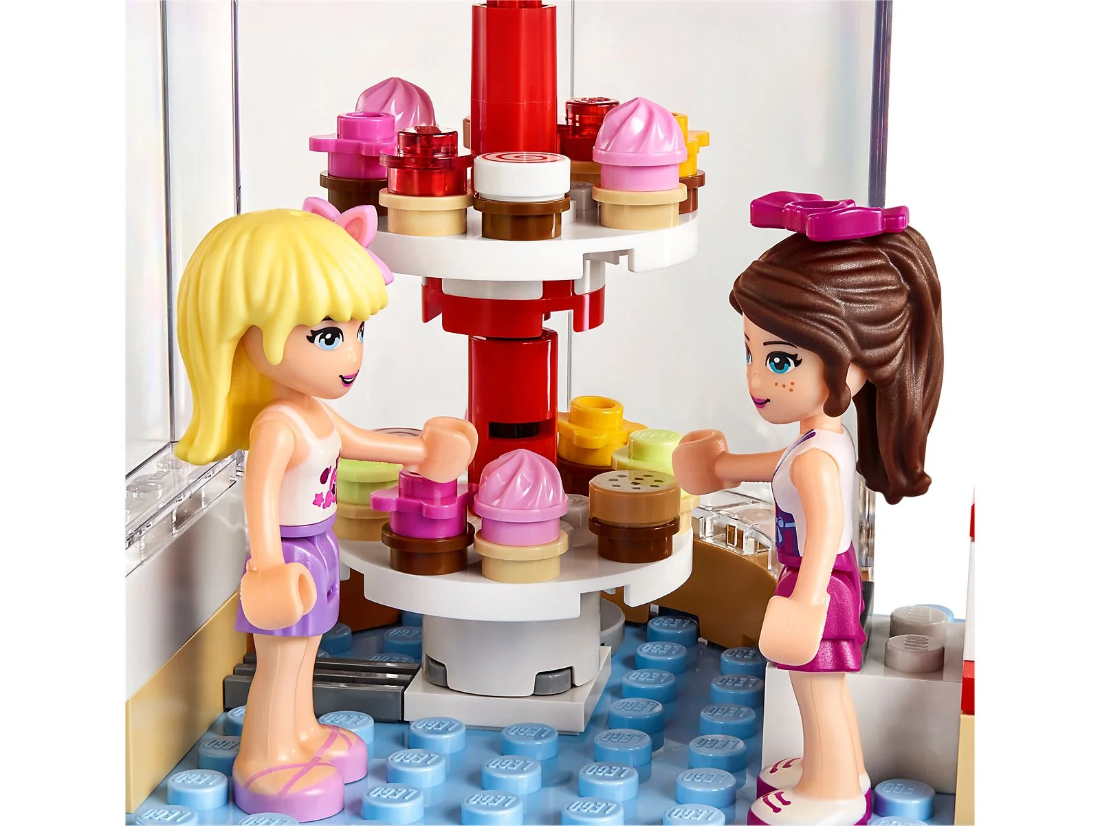 LEGO® 41119 Cukiernia w Heartlake - zdjęcie 2