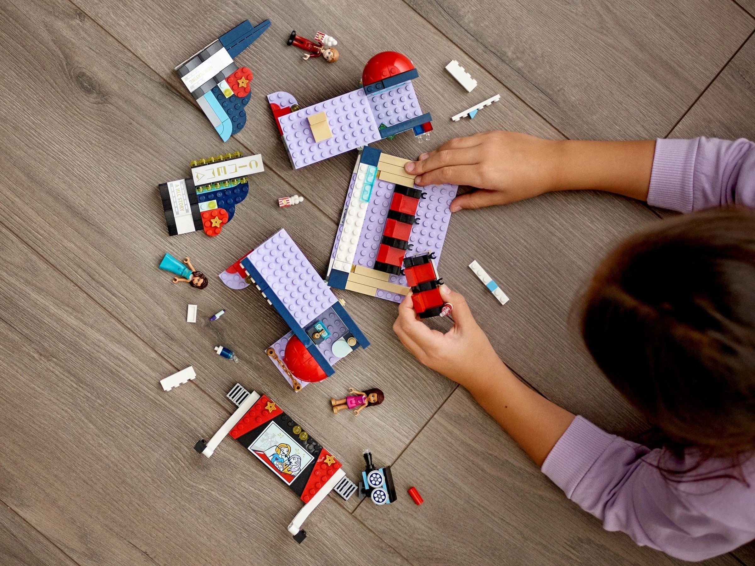 LEGO® 41448 Kino w Heartlake City - zdjęcie 16