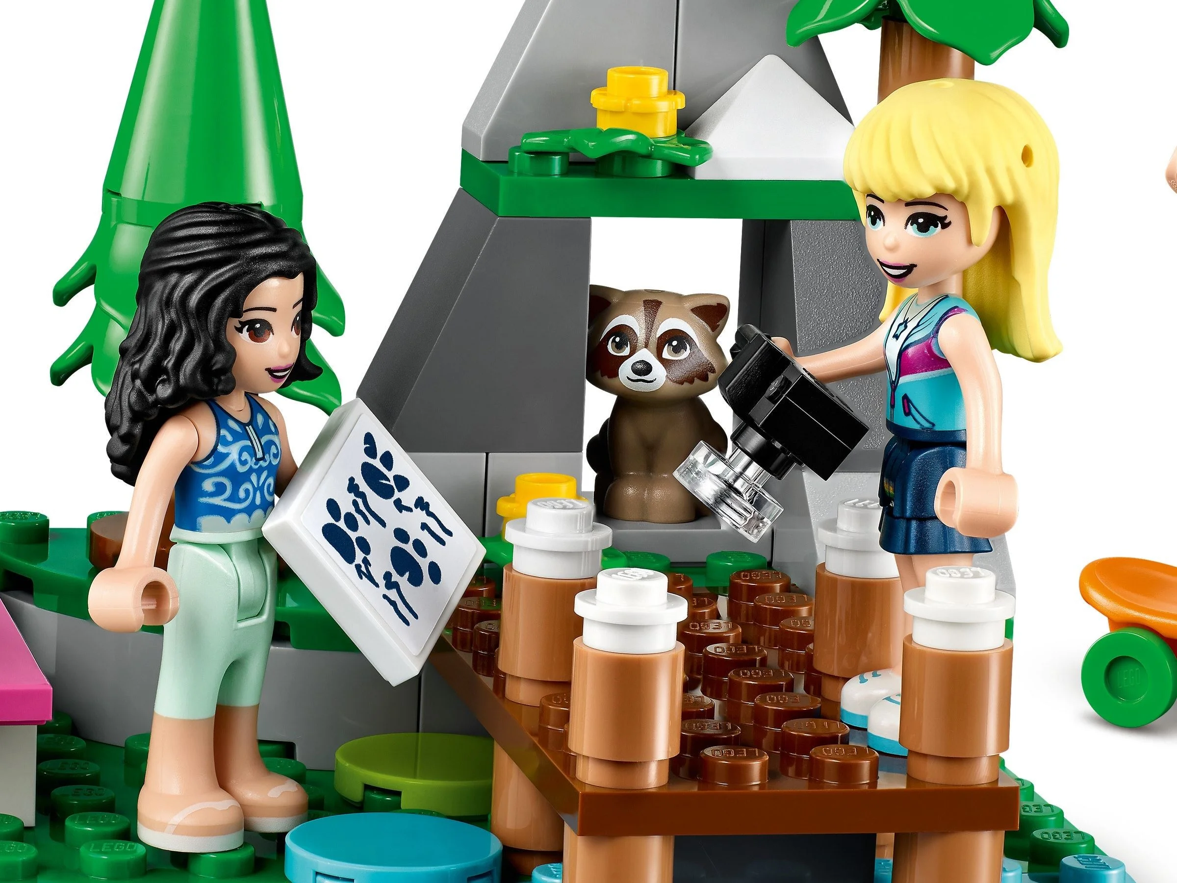 LEGO® 41681 Leśny mikrobus kempingowy i żaglówka - zdjęcie 12