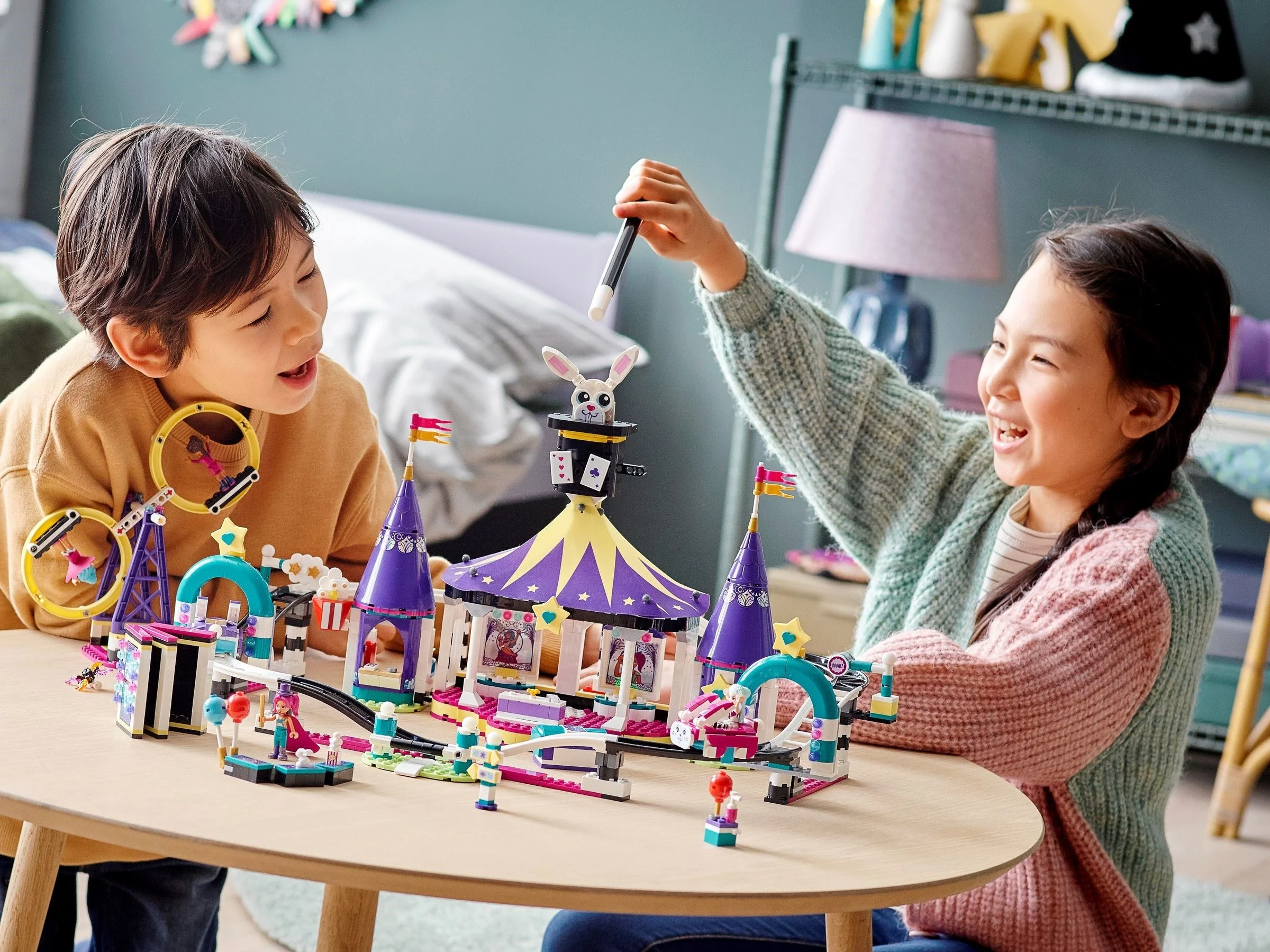 LEGO® 41685 Magiczne wesołe miasteczko z kolejką górską - zdjęcie 6