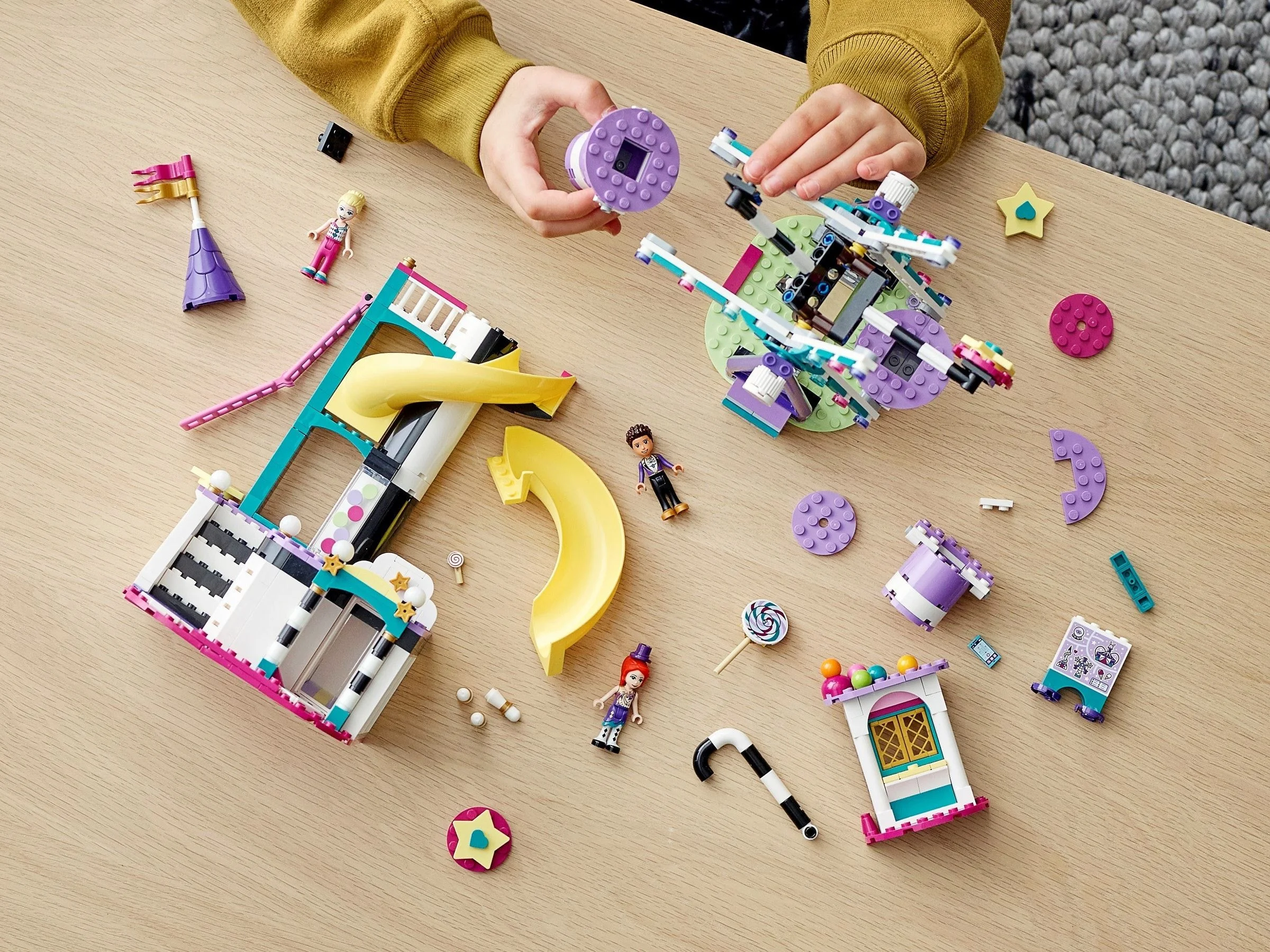 LEGO® 41689 Magiczny diabelski młyn i zjeżdżalnia - zdjęcie 16