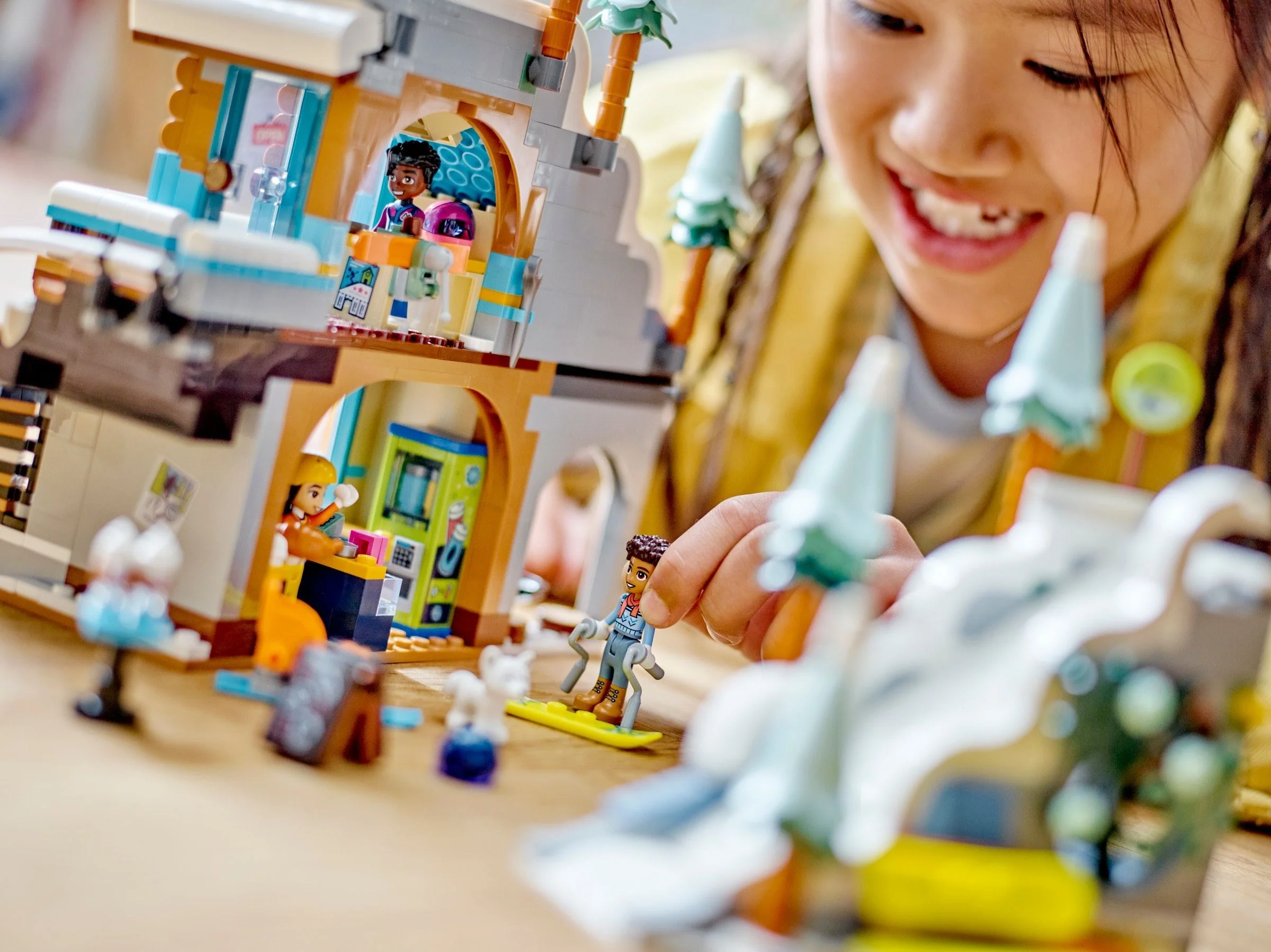 LEGO® 41756 Stok narciarski i kawiarnia - zdjęcie 5