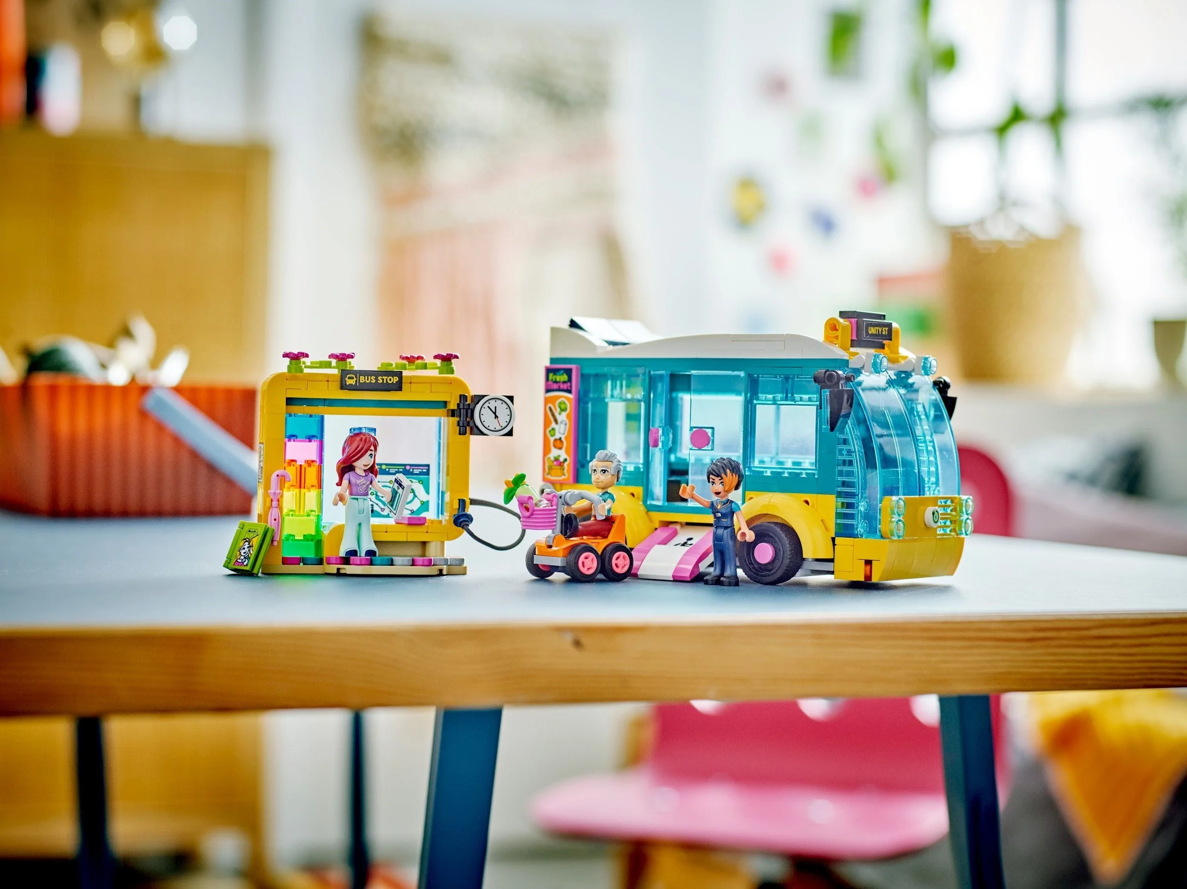 LEGO® 41759 Autobus miejski z Heartlake () Torba prezentowa - zdjęcie 9