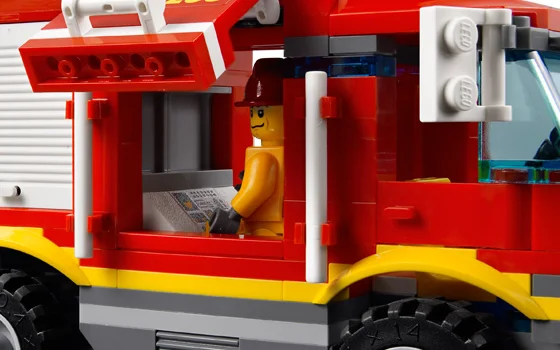 LEGO® 4208 Terenowy wóz strażacki 243 elem - zdjęcie 8