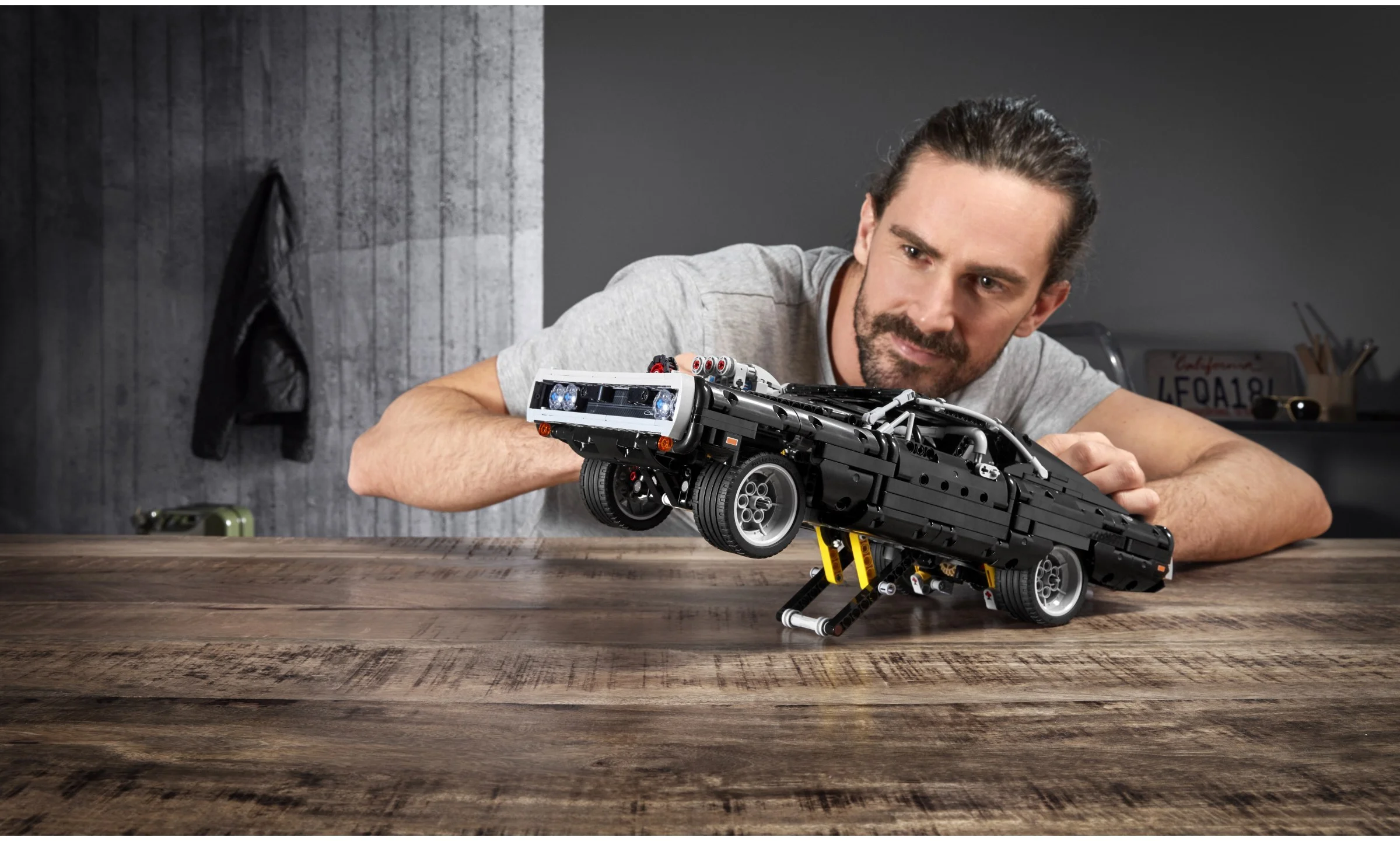 LEGO® 42111 Klocki Lego Technic Dom's Dodge Charger - zdjęcie 9