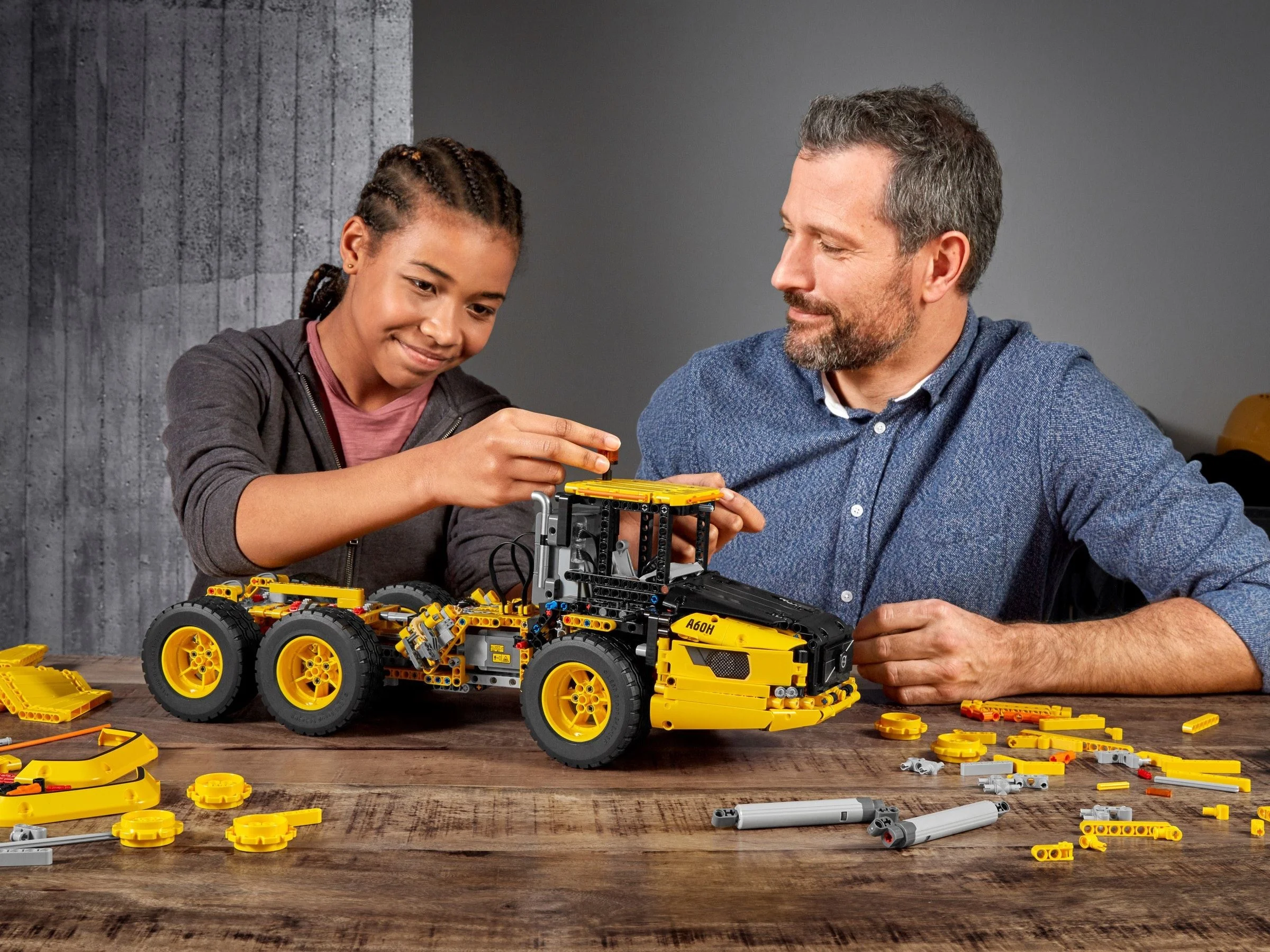 LEGO® 42114 Wozidło przegubowe Volvo 6x6 - zdjęcie 10