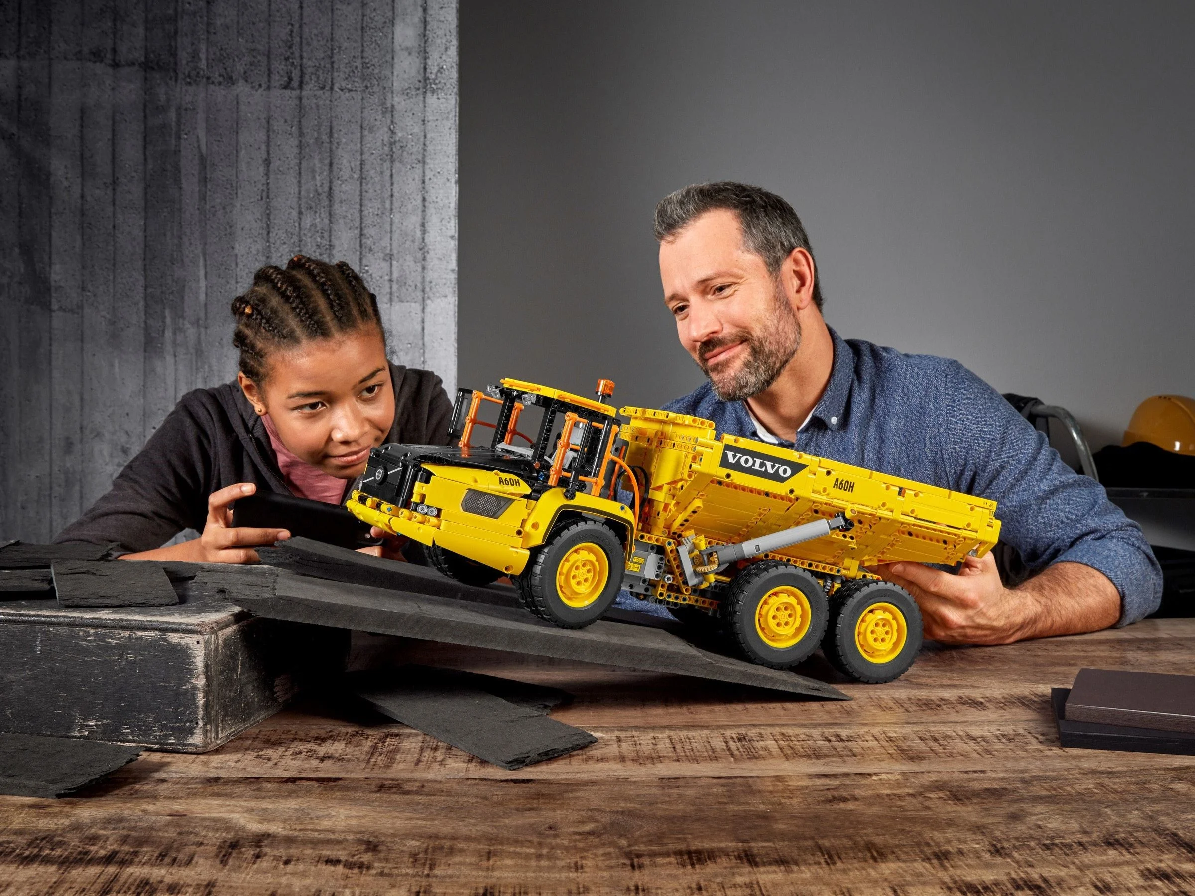 LEGO® 42114 Wozidło przegubowe Volvo 6x6 - zdjęcie 11