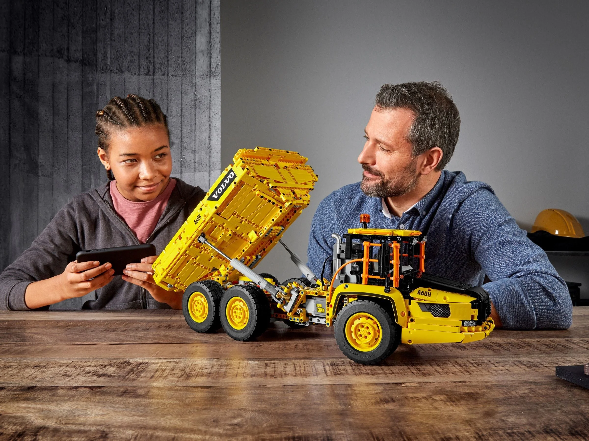 LEGO® 42114 Wozidło przegubowe Volvo 6x6 - zdjęcie 12