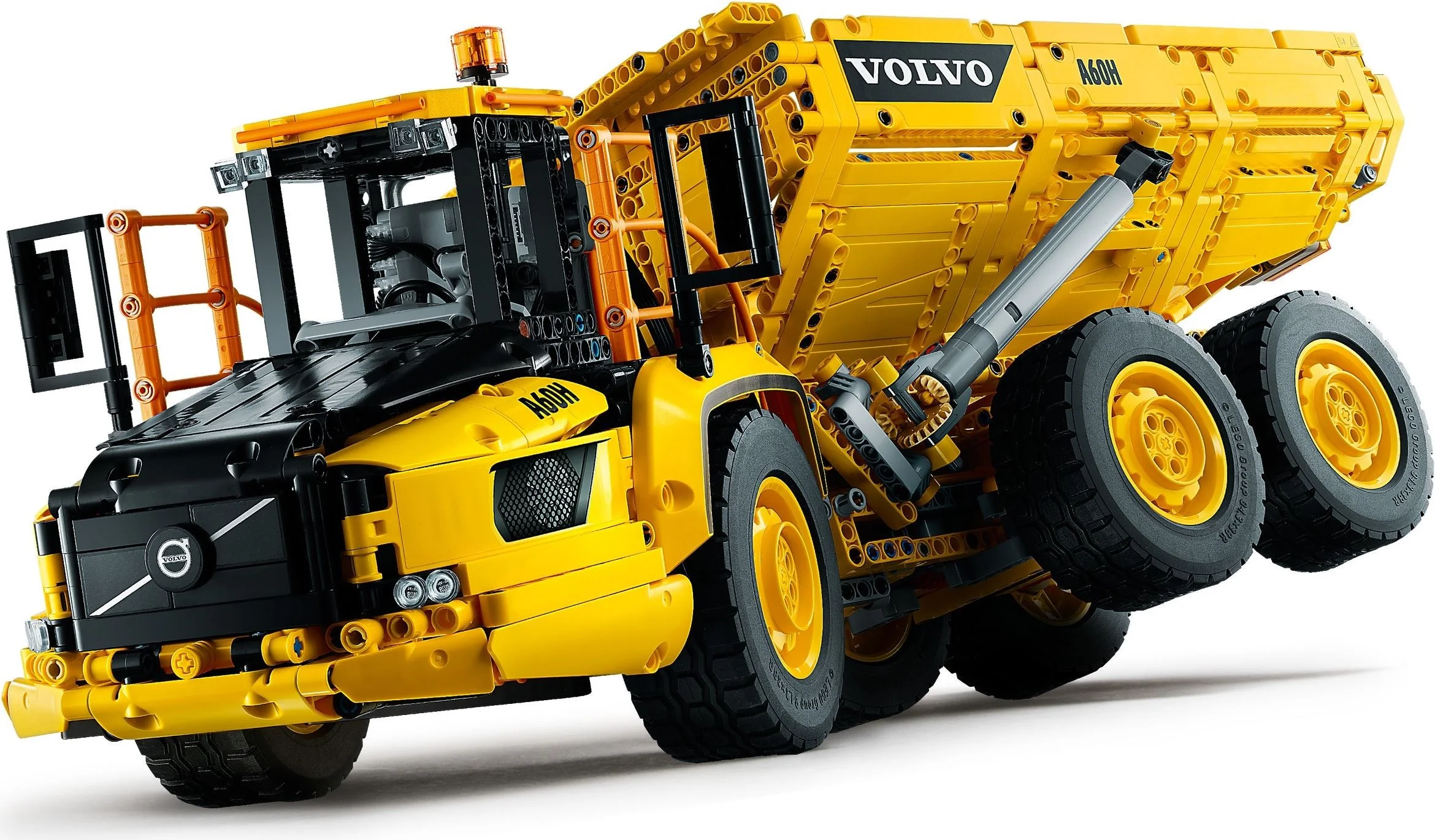 LEGO® 42114 Wozidło przegubowe Volvo 6x6 - zdjęcie 17