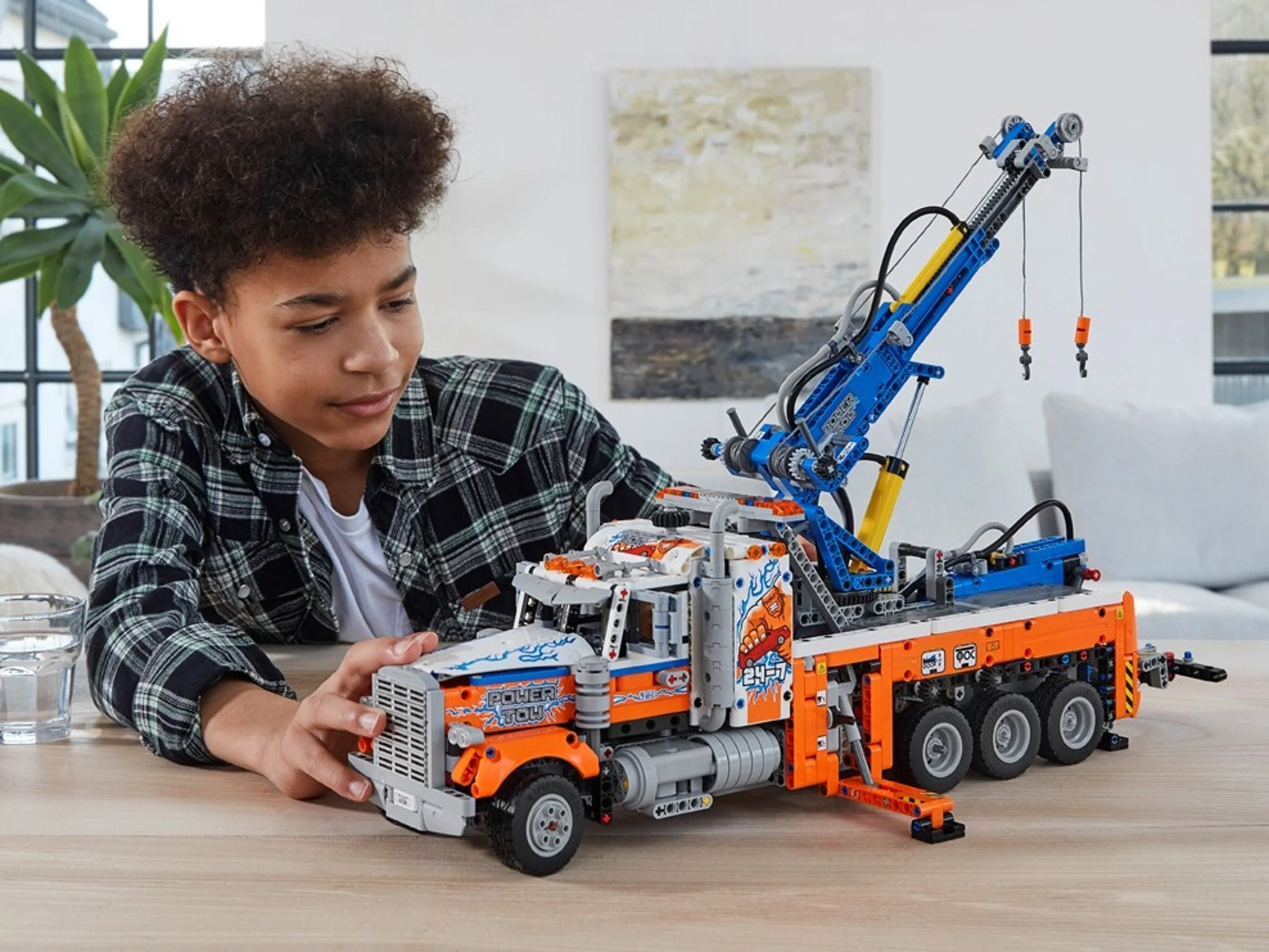 LEGO® 42128 Ciężki samochód pomocy drogowej - zdjęcie 14