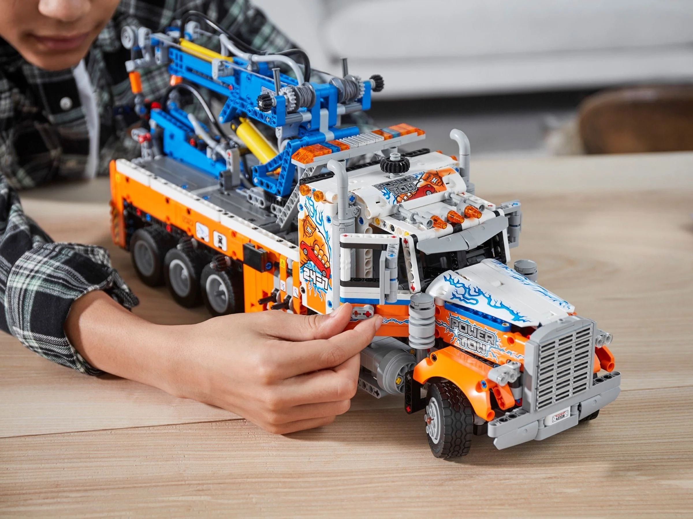 LEGO® 42128 Ciężki samochód pomocy drogowej - zdjęcie 19