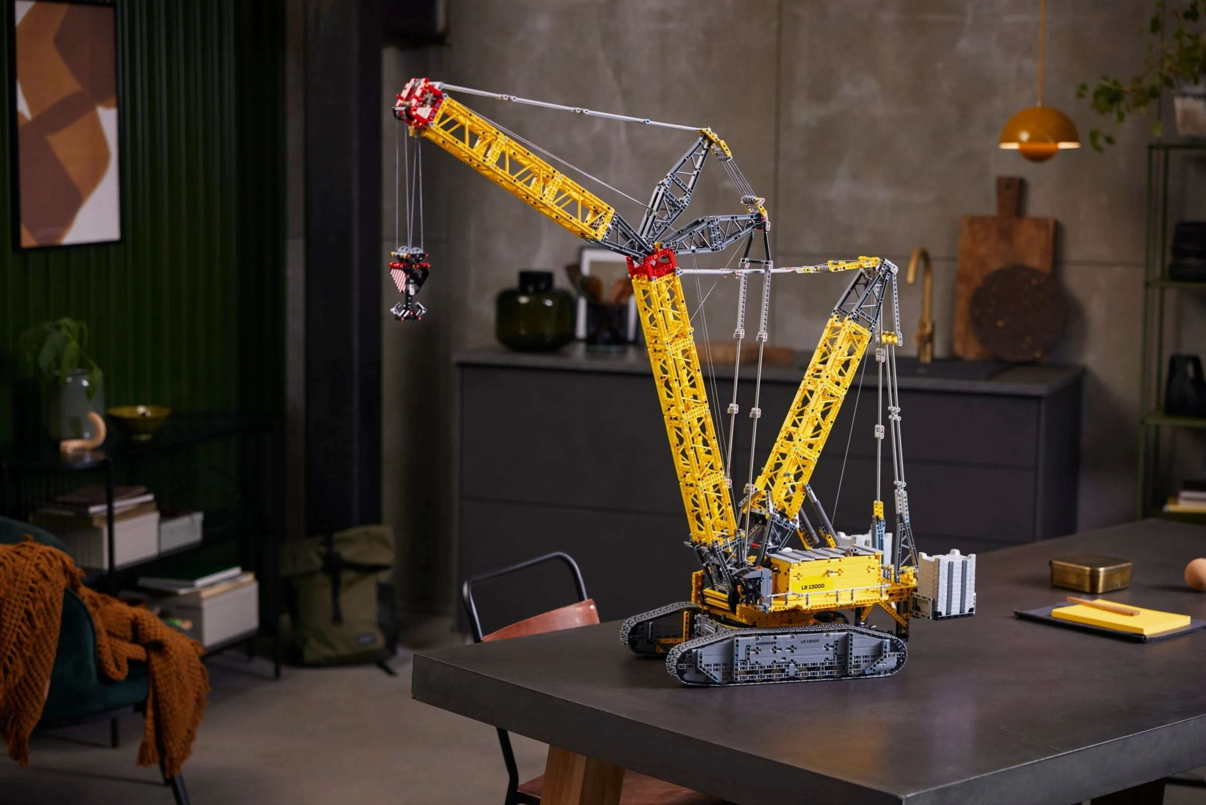 LEGO® 42146 Żuraw gąsienicowy Liebherr LR 13000 - zdjęcie 8