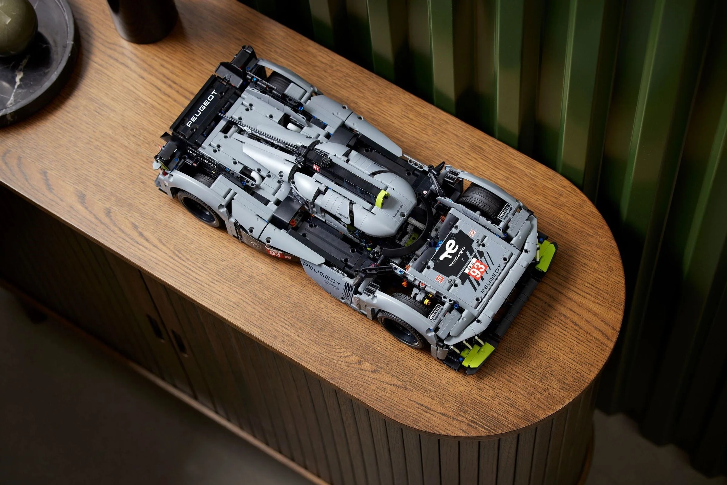 LEGO® 42156 Mocowanie Ścienne do Auta Lego Technic Peugeot 9X8 Le Mans Hybrid - zdjęcie 8