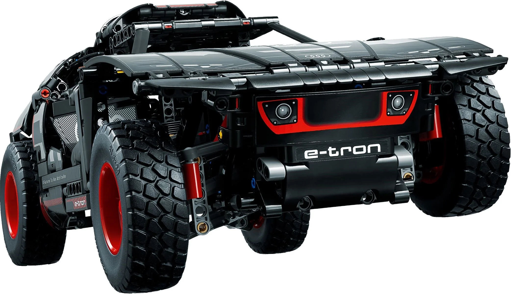 LEGO® 42160 Audi RS Q e-tron - zdjęcie 4