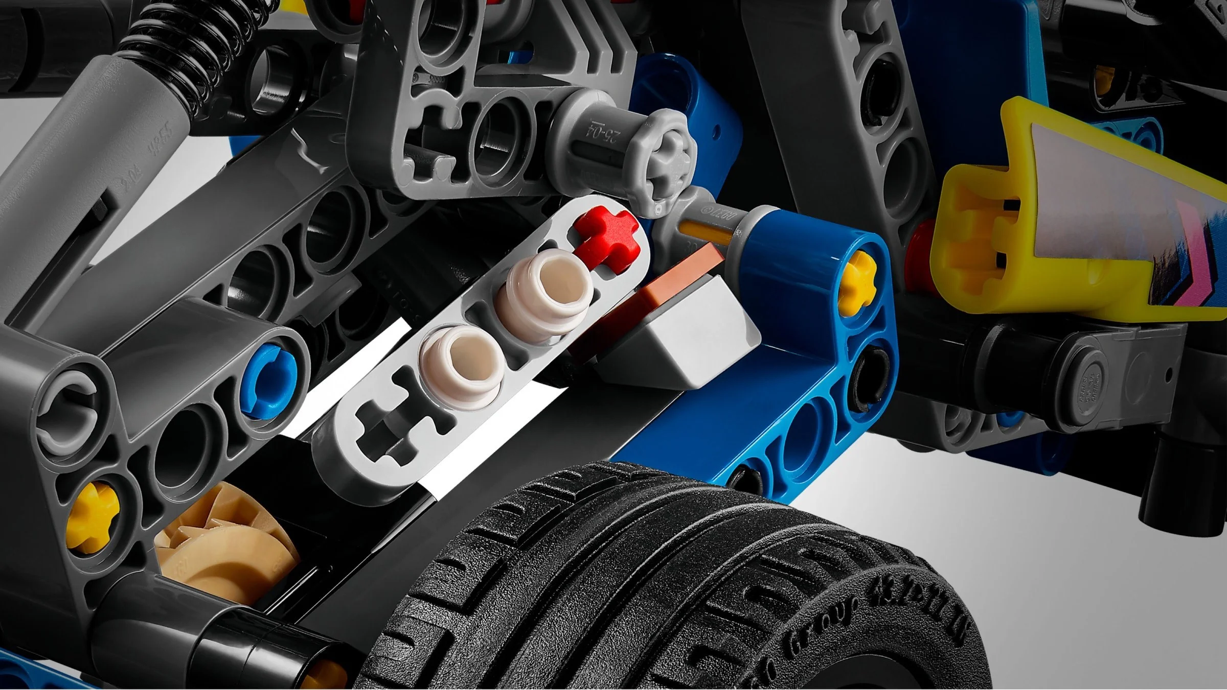 LEGO® 42164 Wyścigowy łazik terenowy - zdjęcie 7