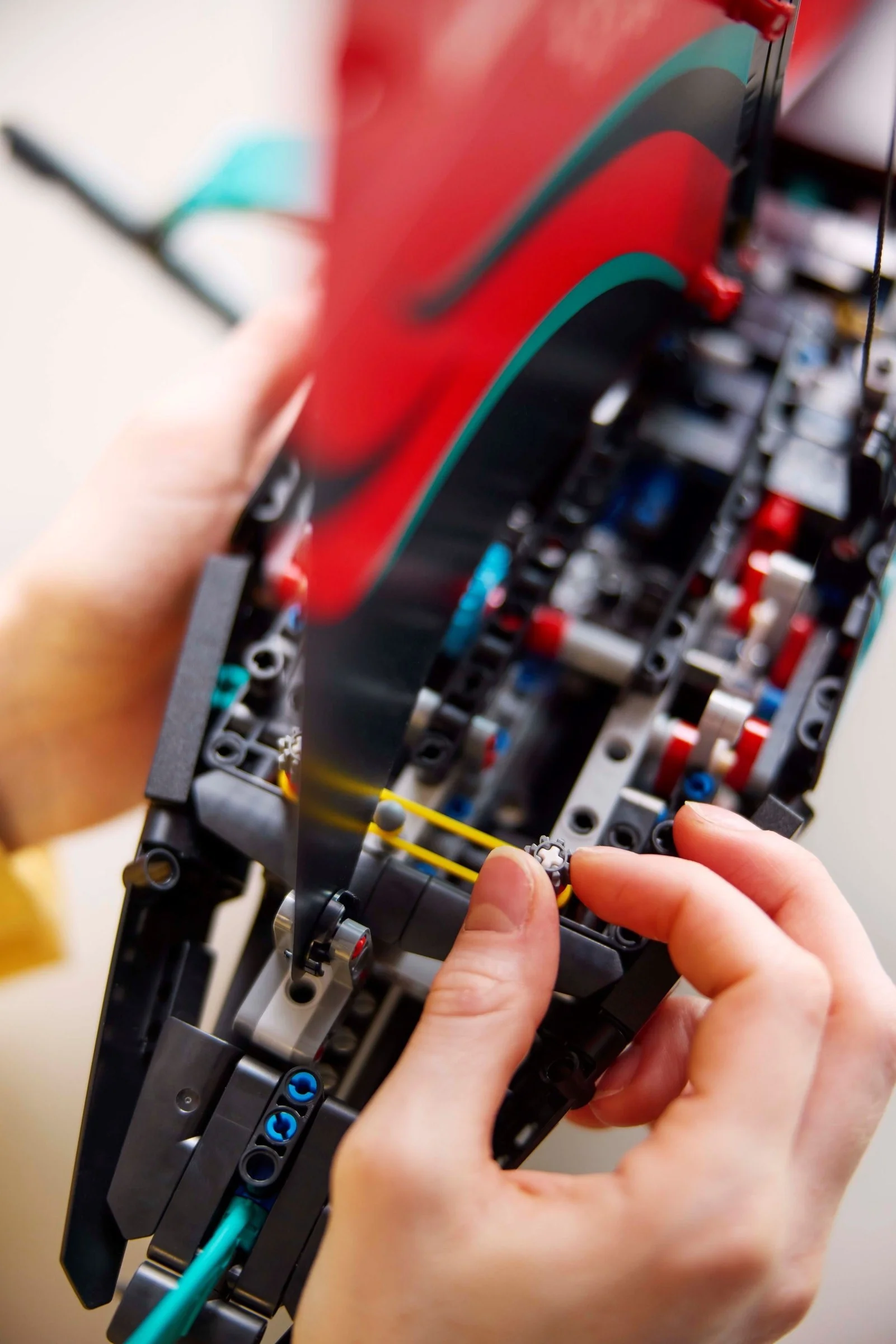 LEGO® 42174 Jacht Emirates Team New Zealand AC75 - zdjęcie 8