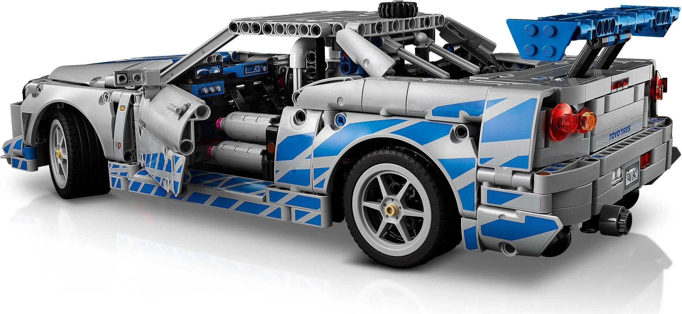 LEGO® 42210 Samochód Nissan Skyline GT-R (R34) z filmu Za szybcy, za wściekli - zdjęcie 10