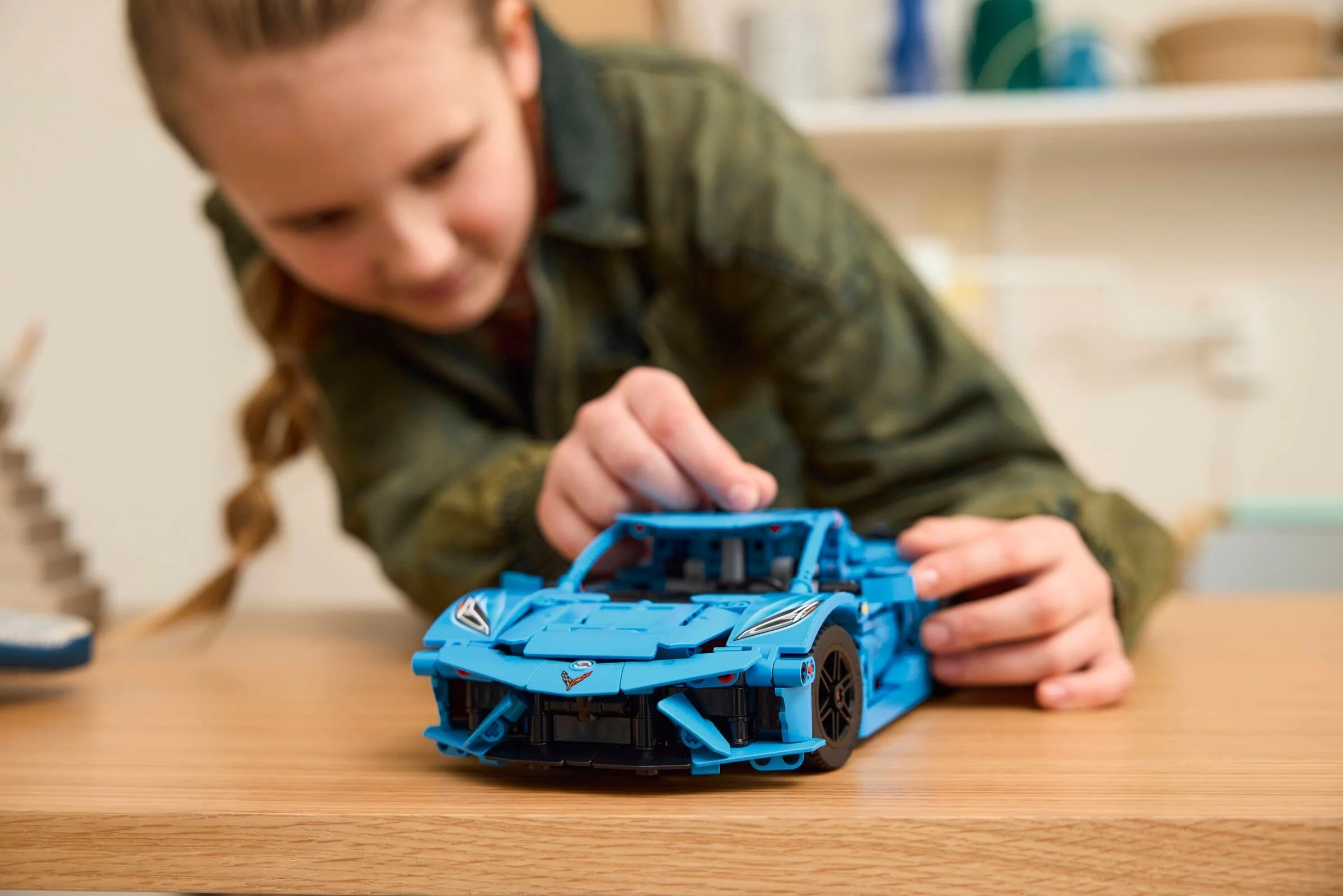 LEGO® 42217 Niebieski Chevrolet Corvette Stingray - zdjęcie 9