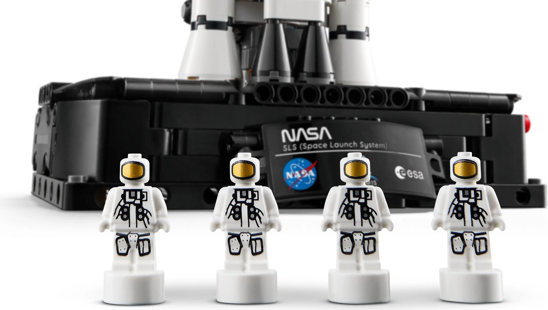 LEGO® 42221 Rakieta SLS Nasa Artemis - zdjęcie 4