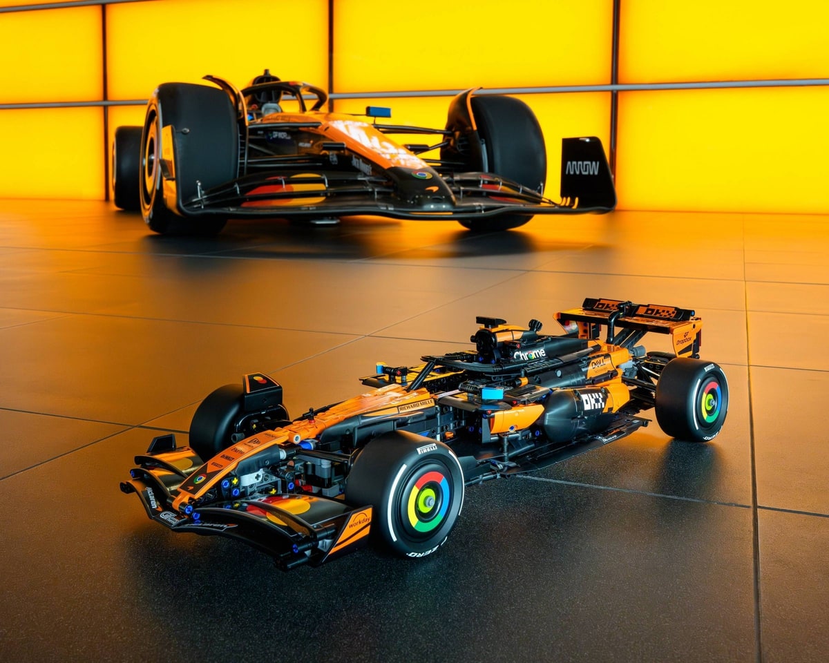 LEGO® 42228 Bolid McLaren MCL39 F1 - zdjęcie 3