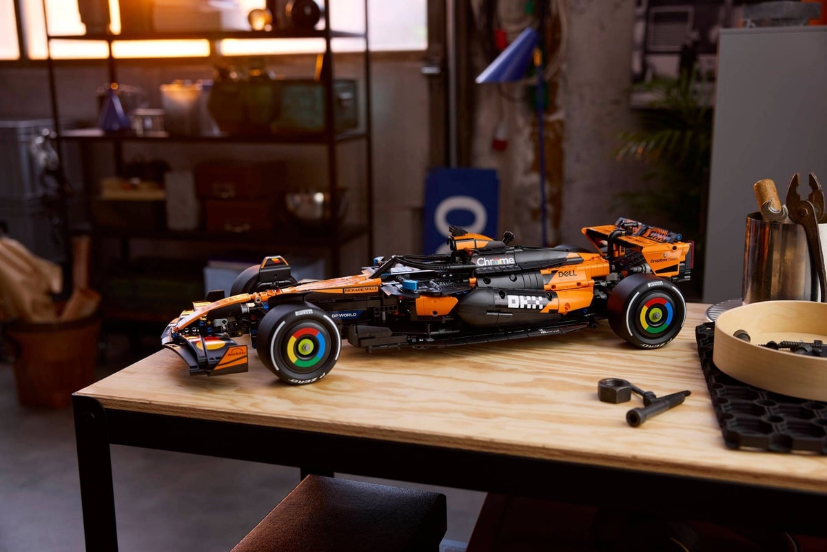 LEGO® 42228 Bolid McLaren MCL39 F1 - zdjęcie 25