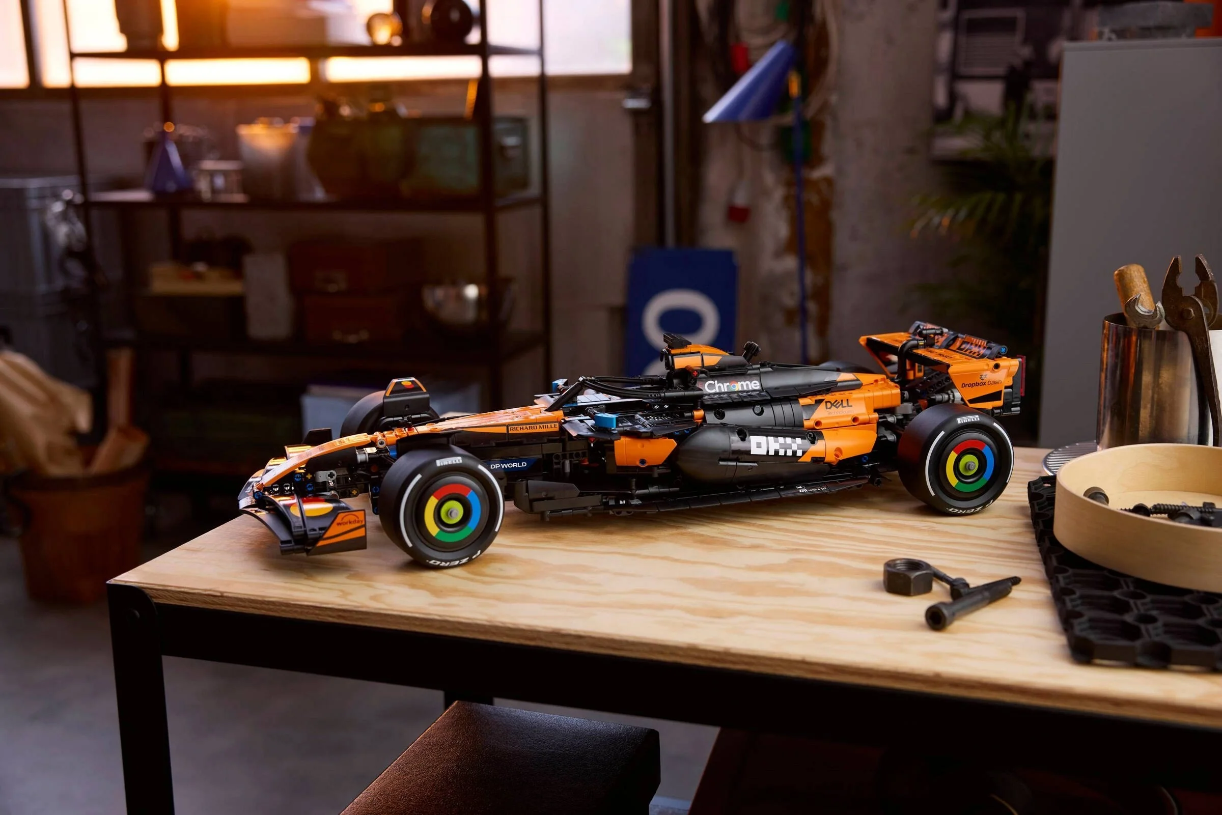 LEGO® 42228 LEGO Technic Bolid McLaren MCL39 F1 - zdjęcie 13